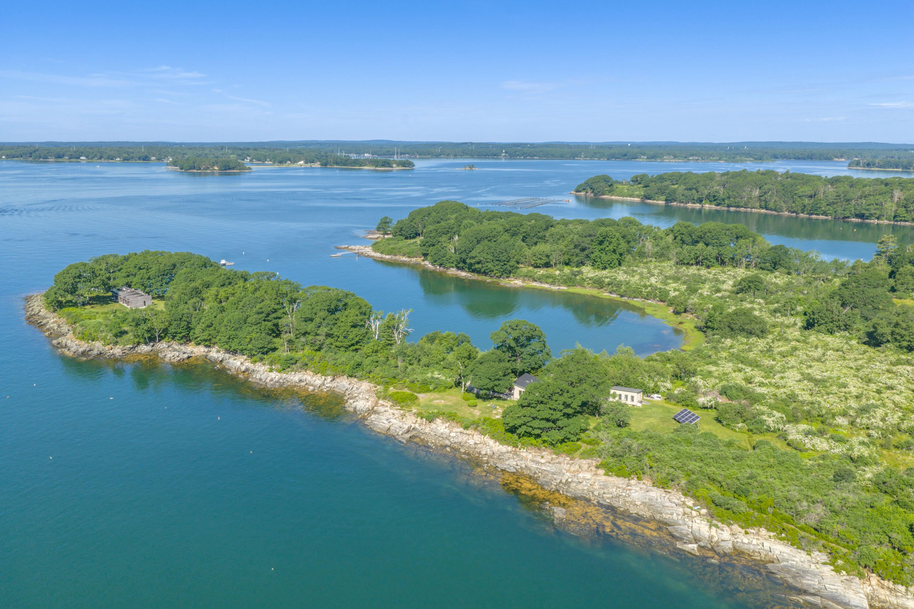 240 & 304 Moshier Island