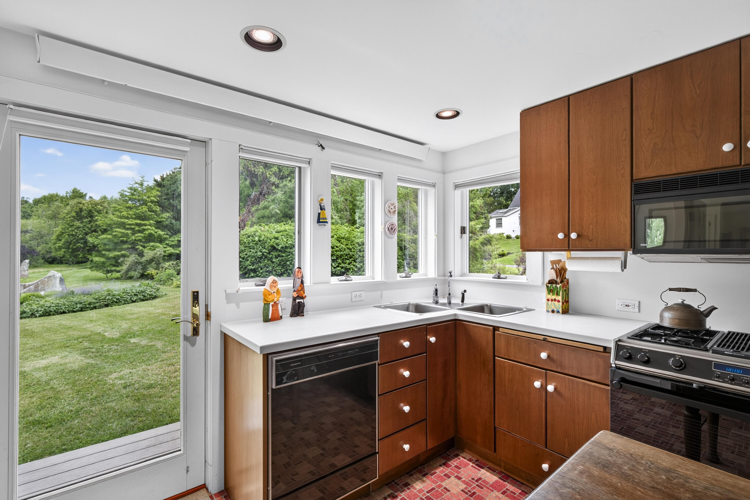 133 Western Avenue
