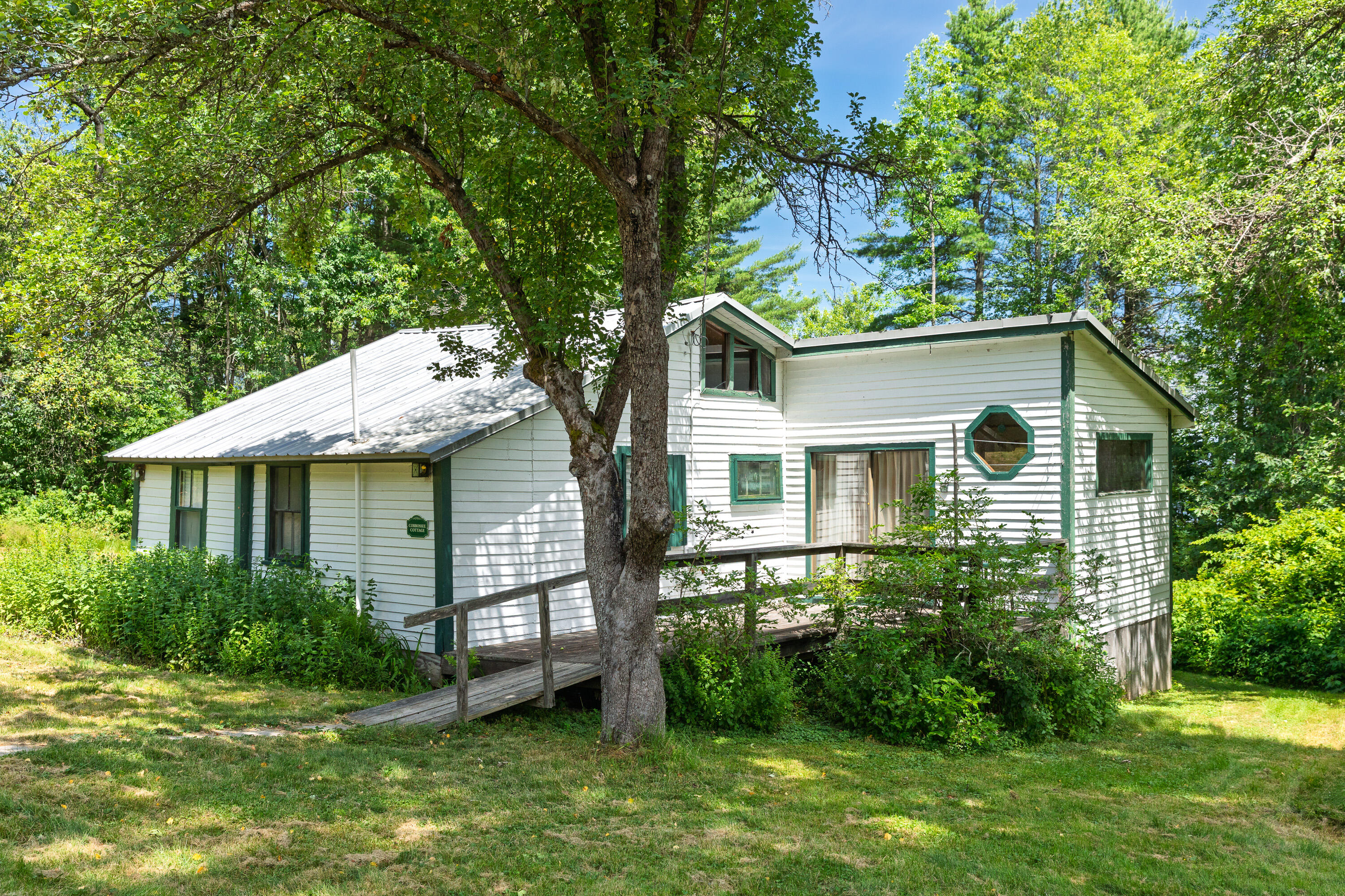 33 Sunshine Farm Road