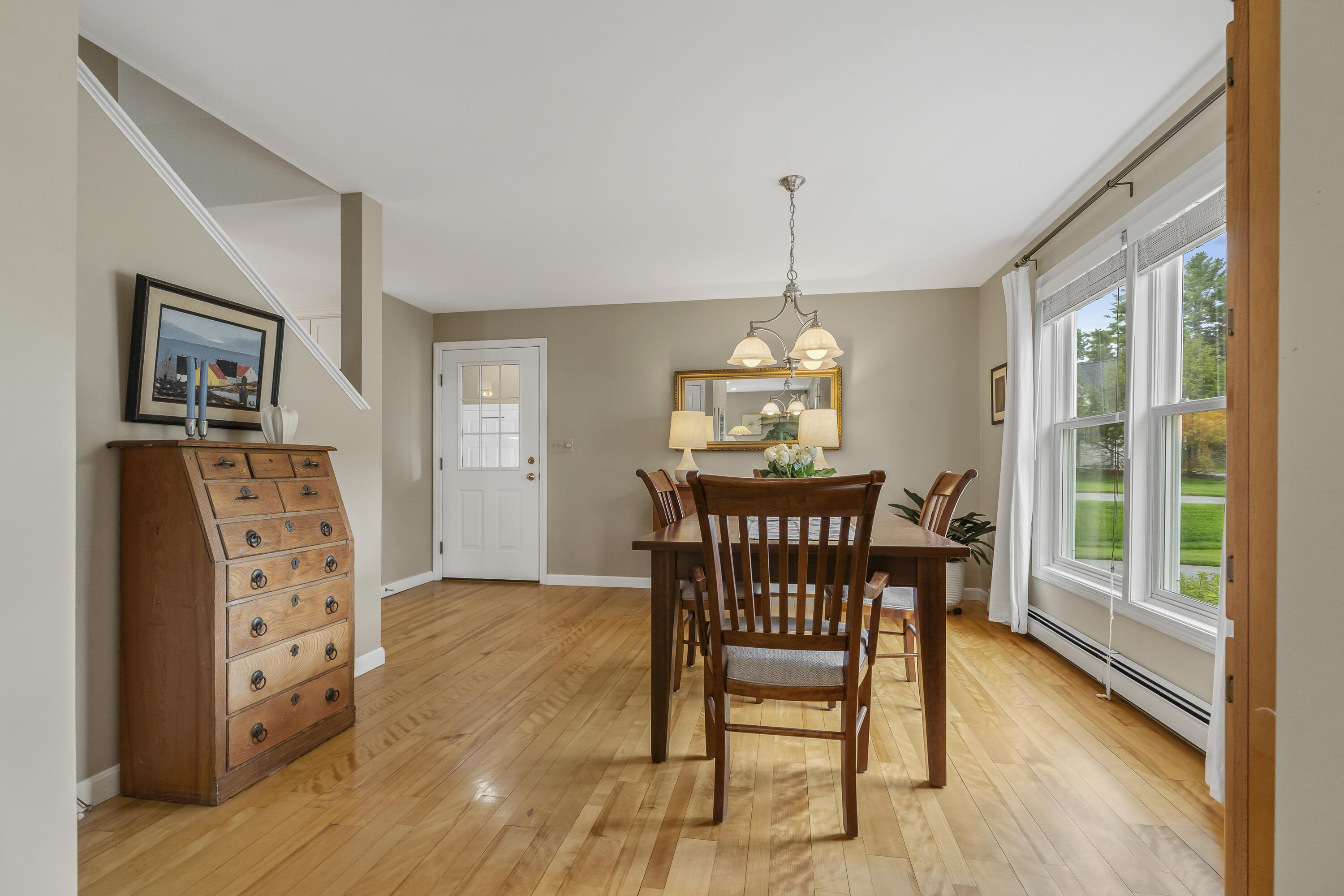 29 Plimoth Way