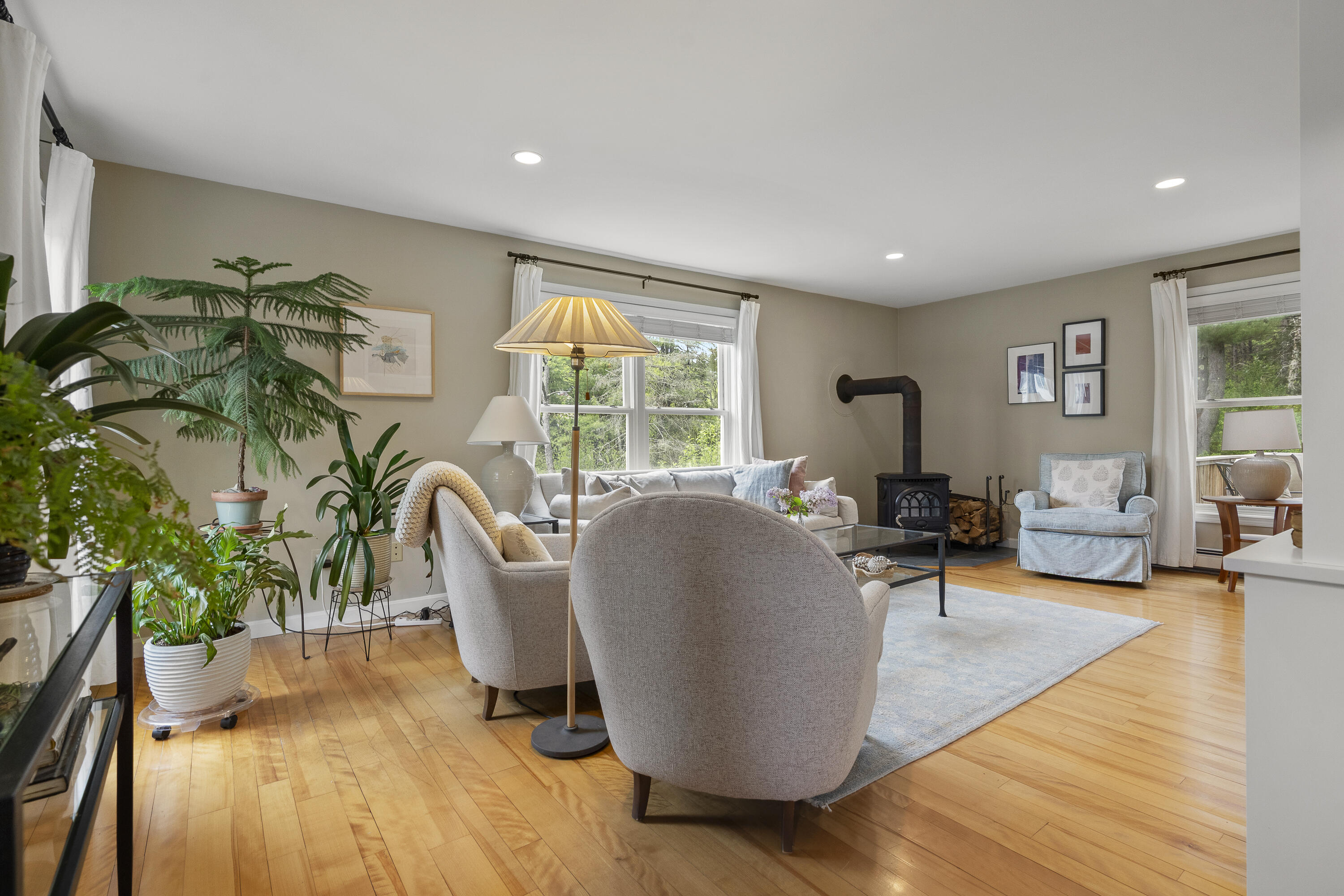 29 Plimoth Way