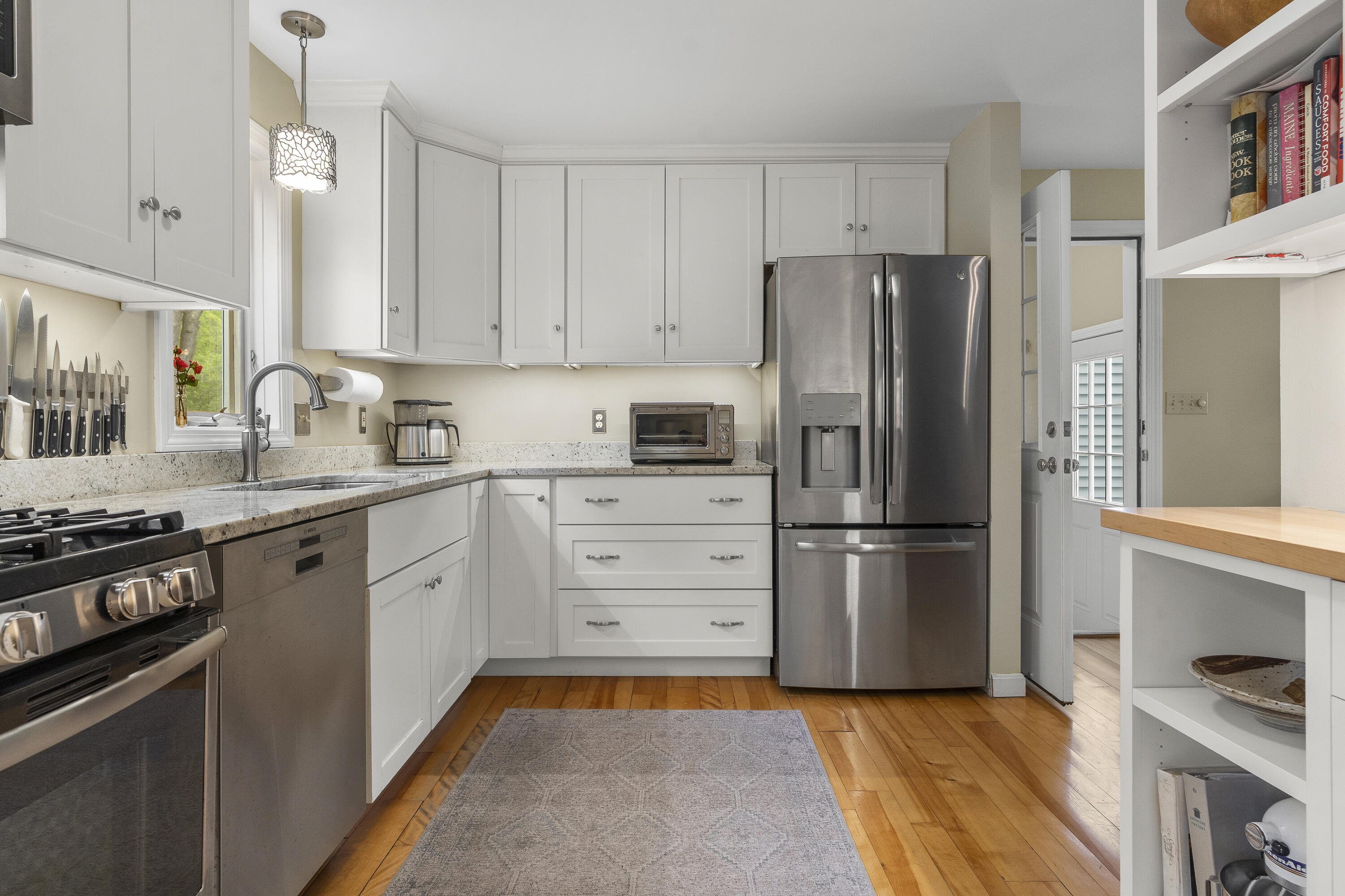 29 Plimoth Way