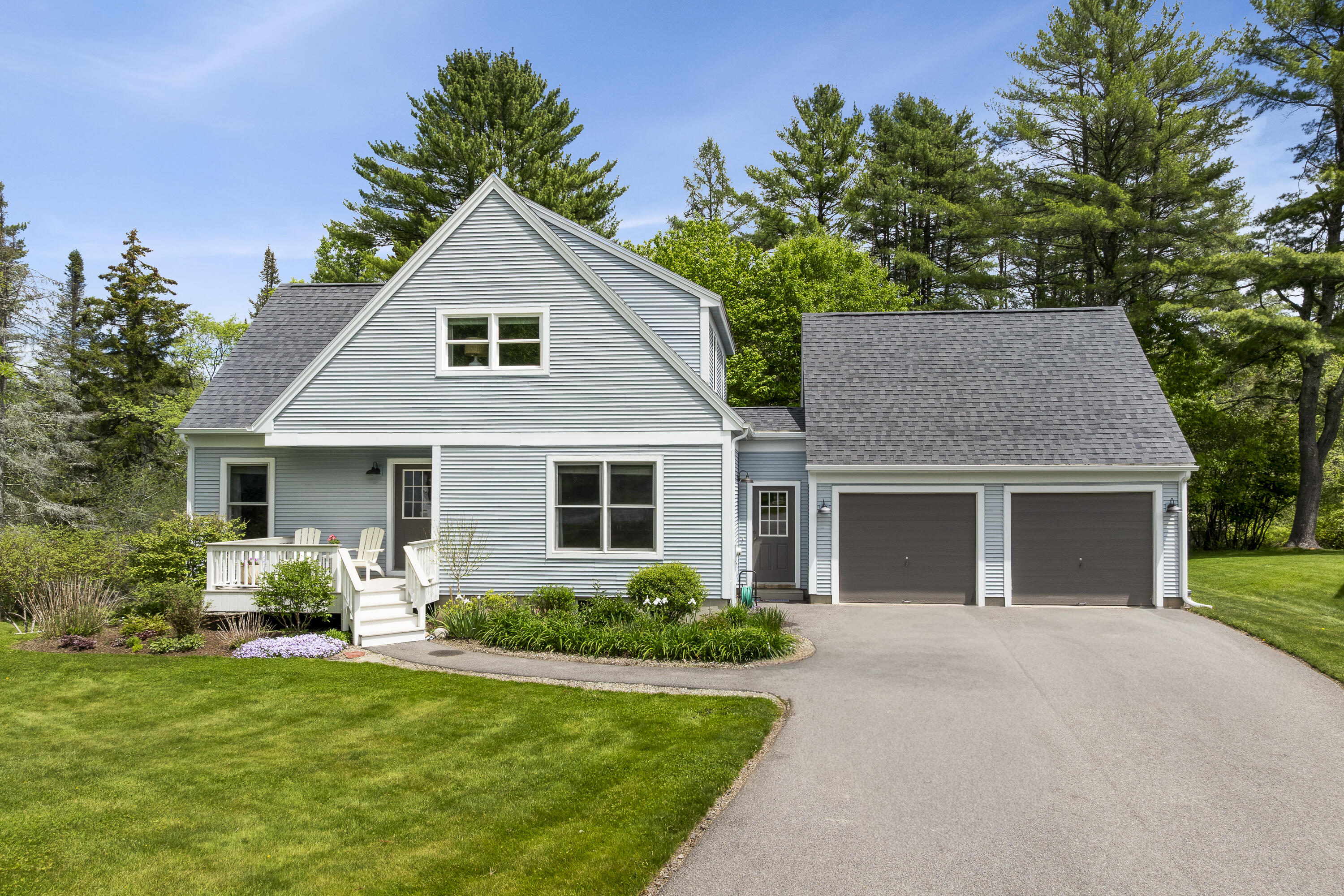 29 Plimoth Way