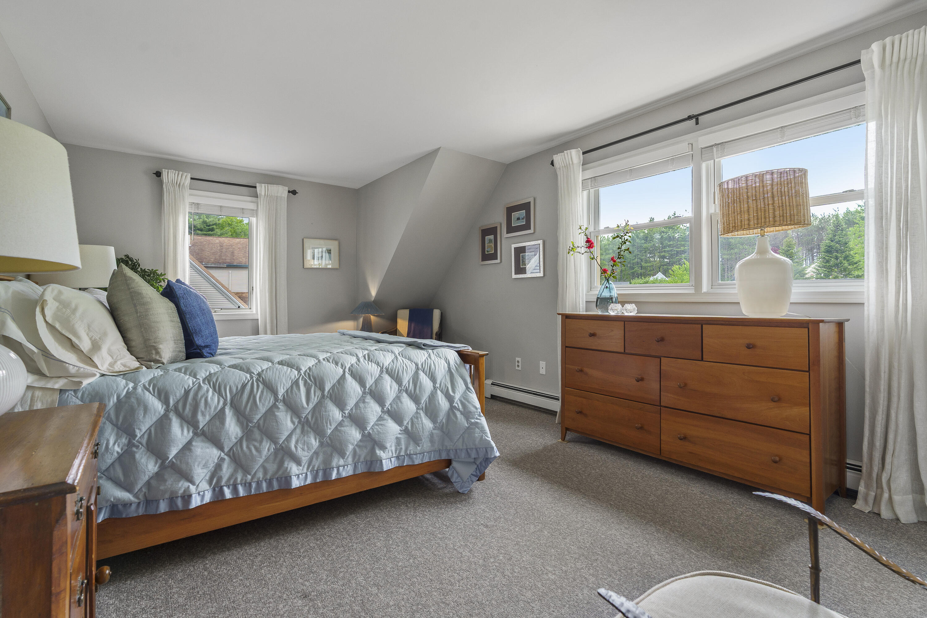 29 Plimoth Way