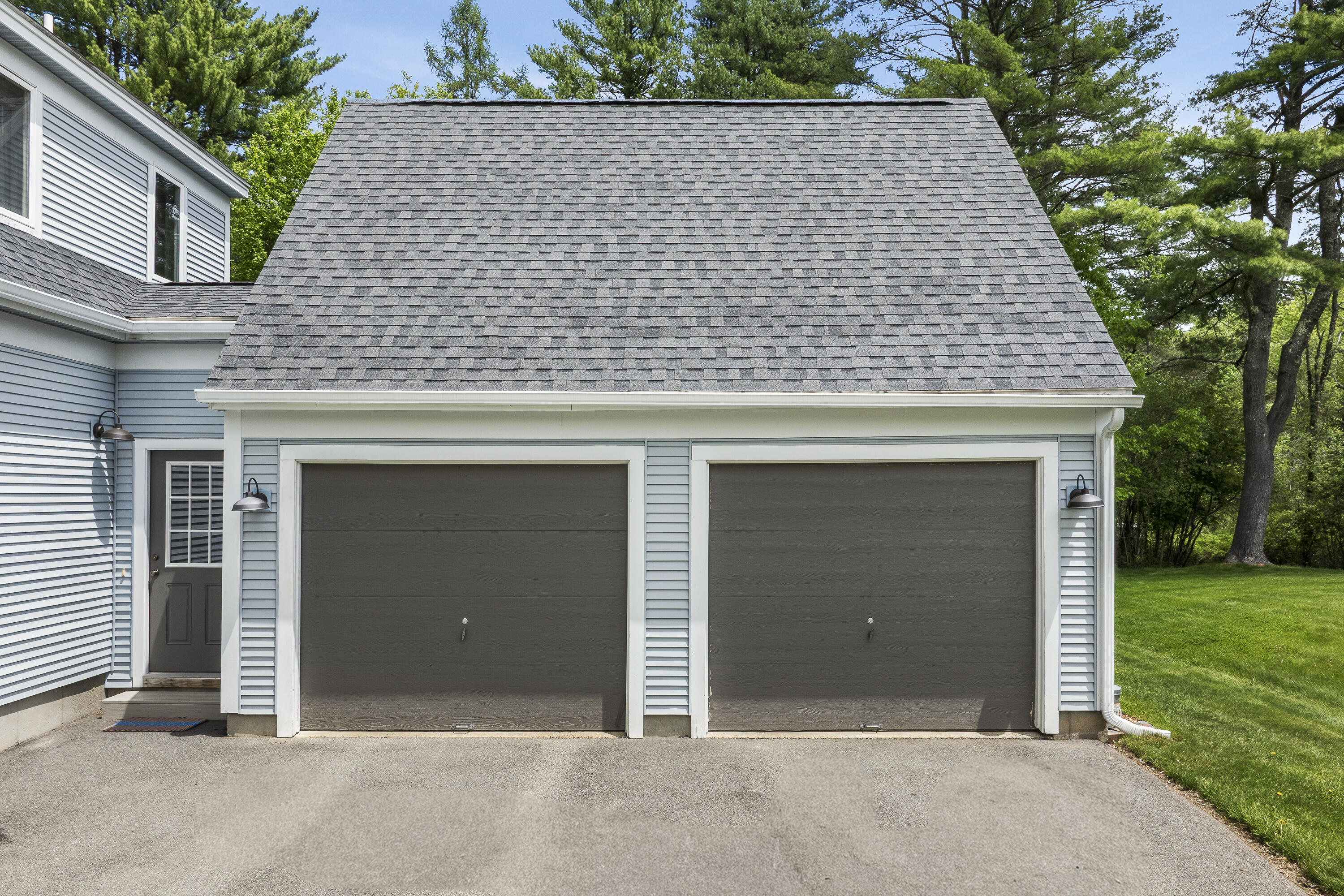 29 Plimoth Way
