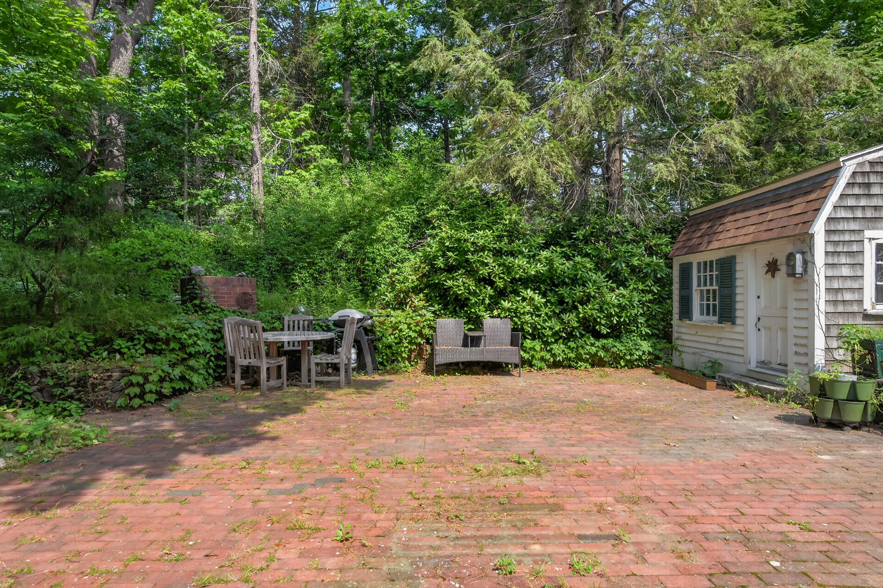 1062 Shore Road