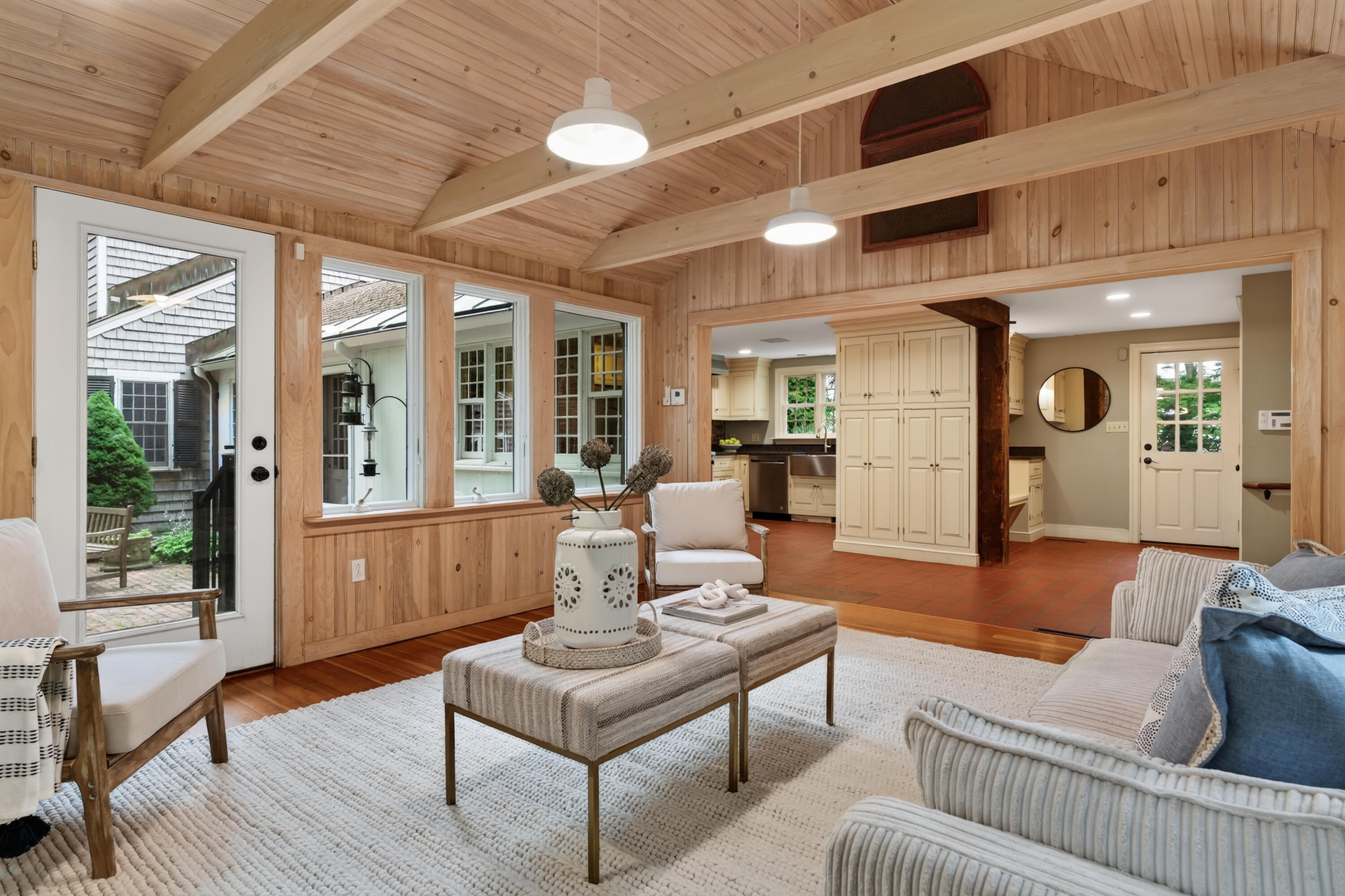 1062 Shore Road