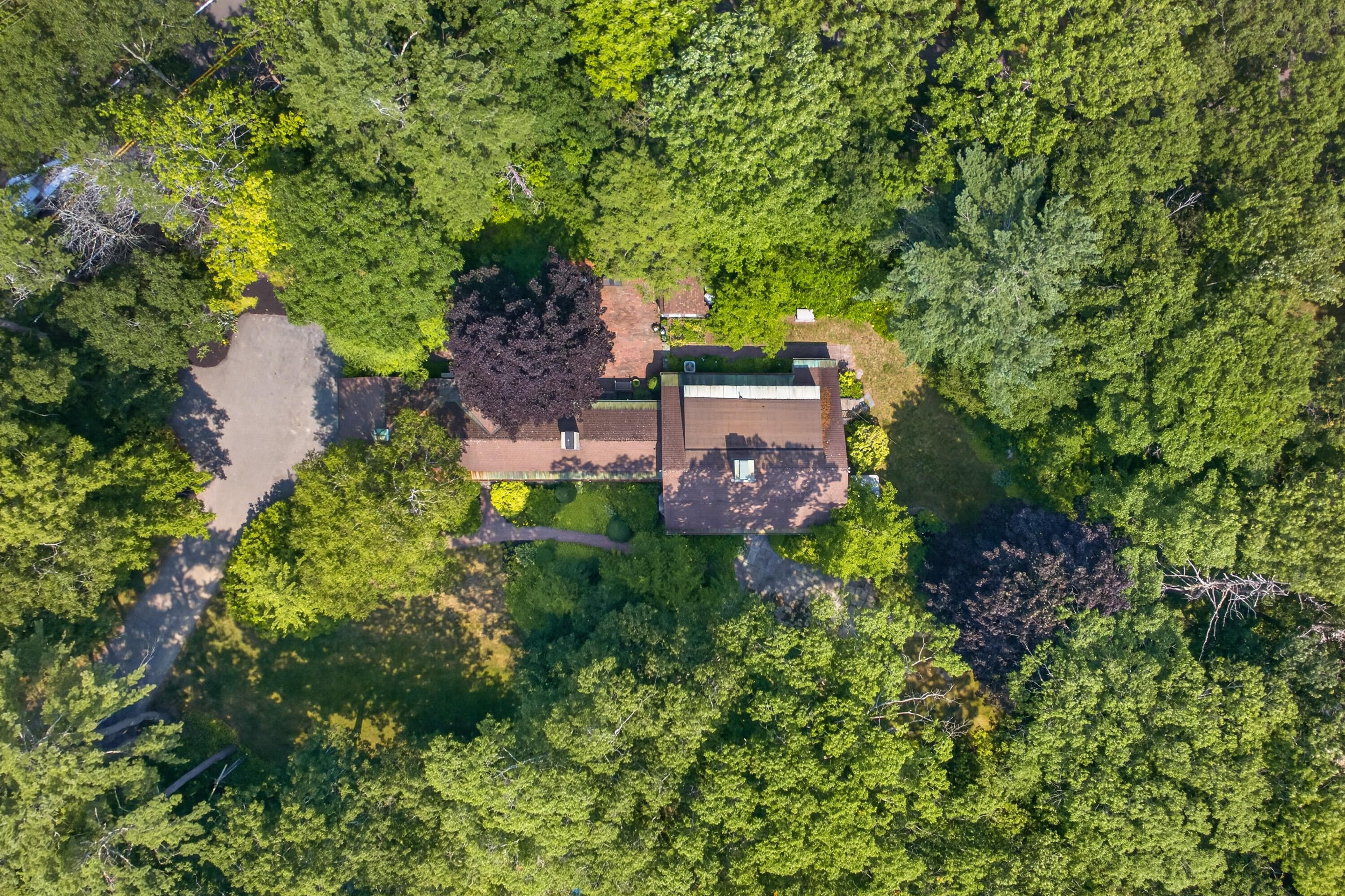 1062 Shore Road