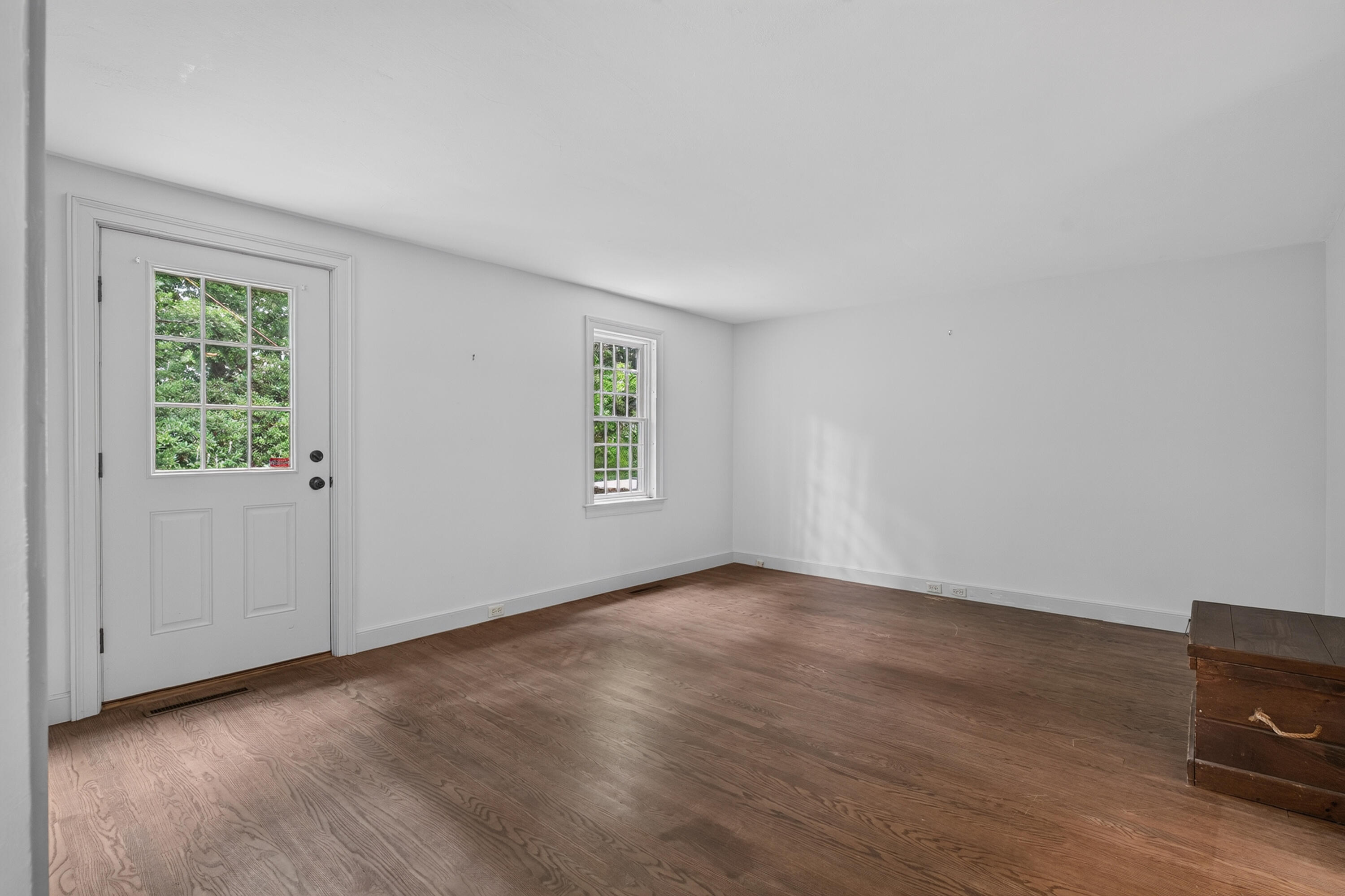 1062 Shore Road