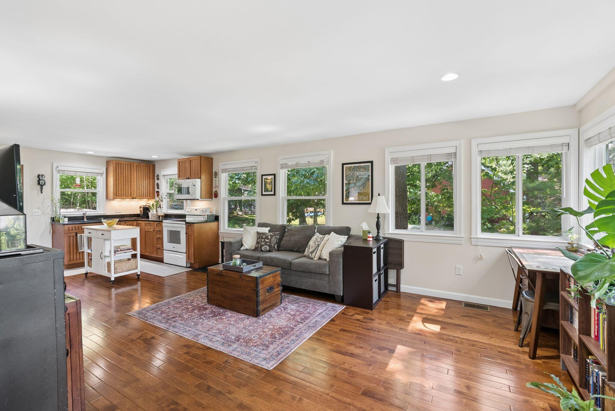 93 Rockaway Road