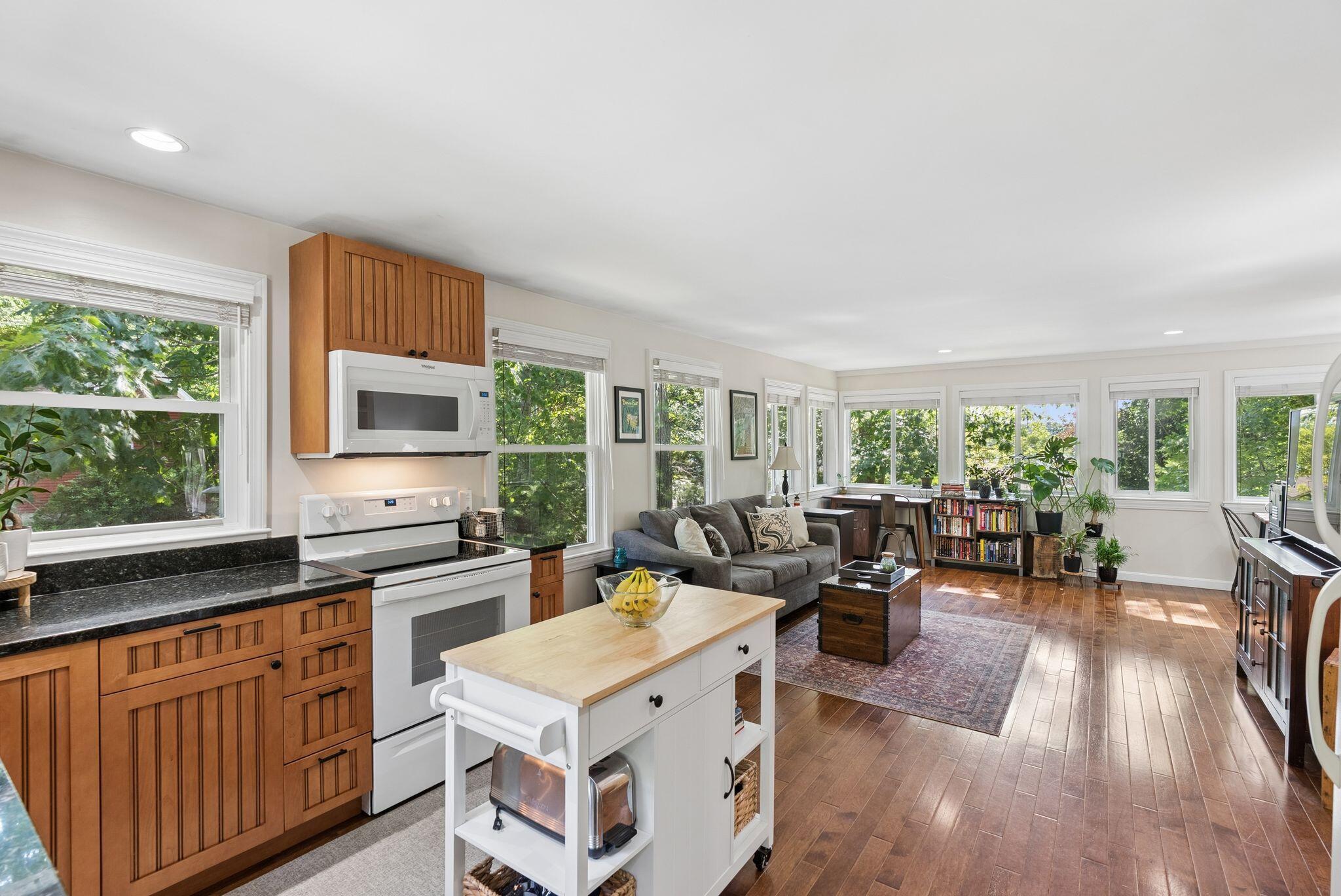 93 Rockaway Road