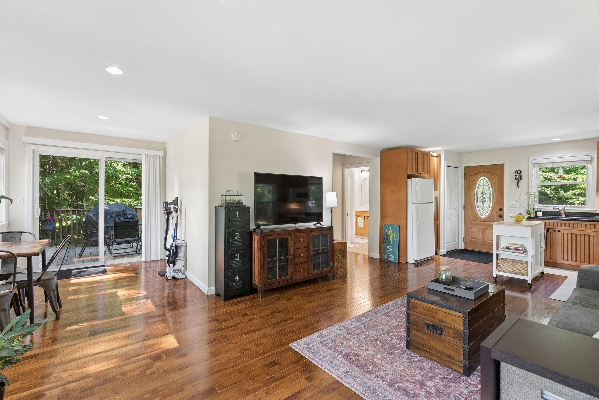 93 Rockaway Road