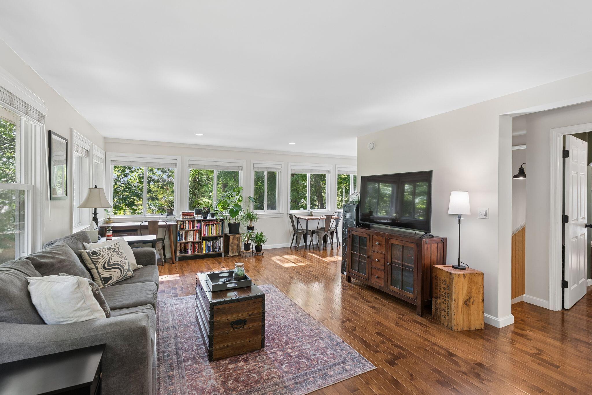 93 Rockaway Road