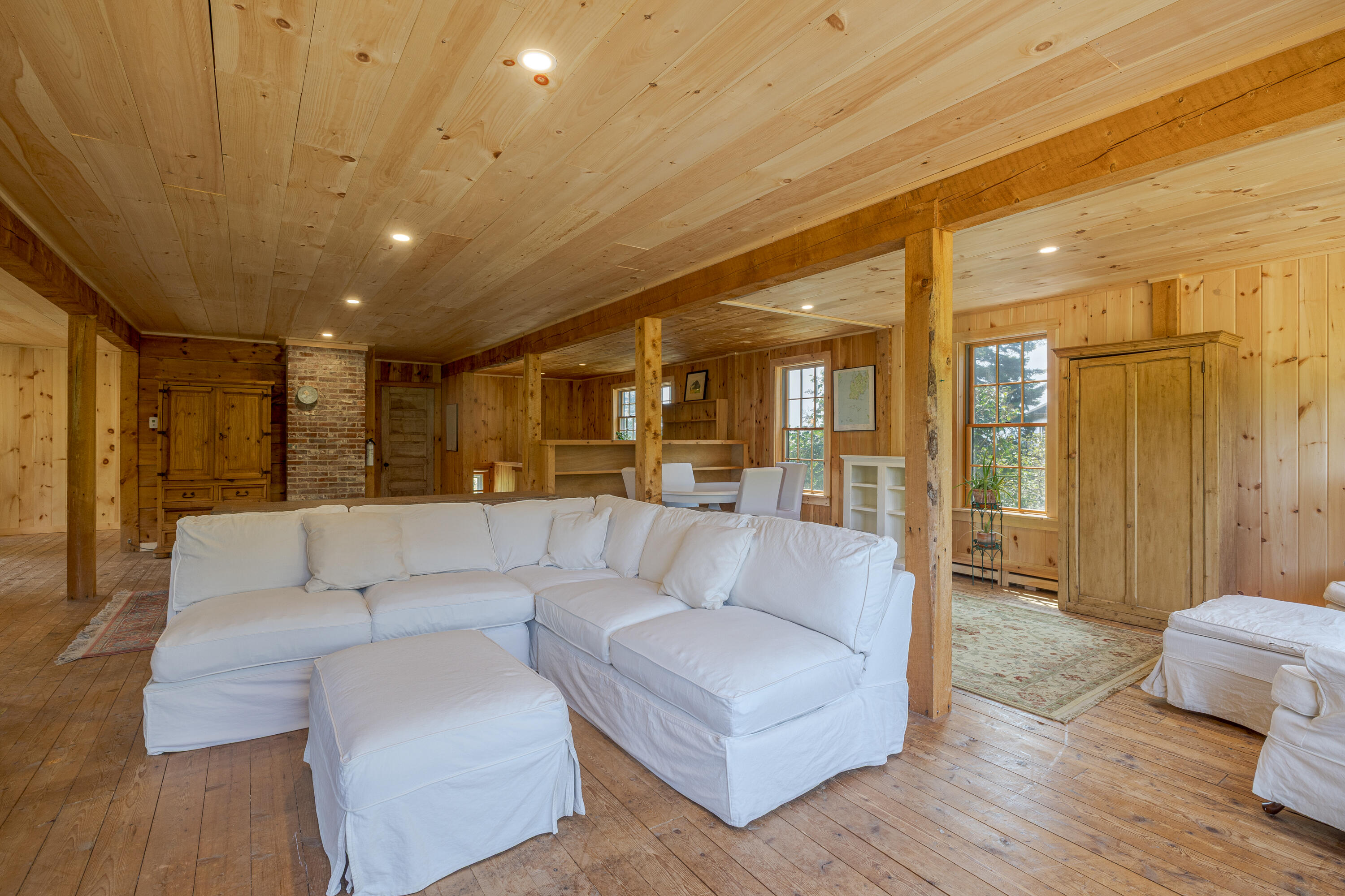 271 Ames Cove Road