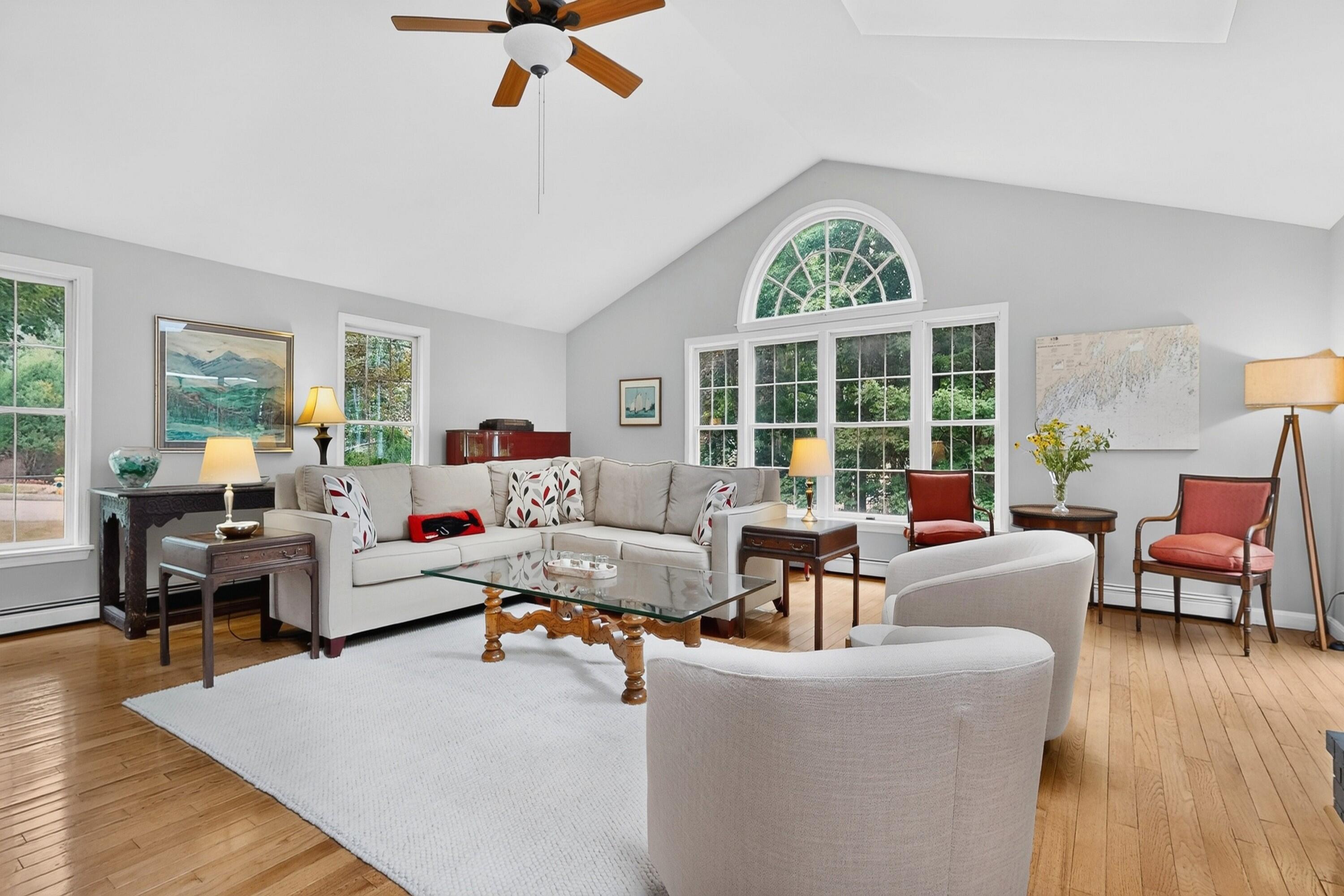 337 Oakwood Drive