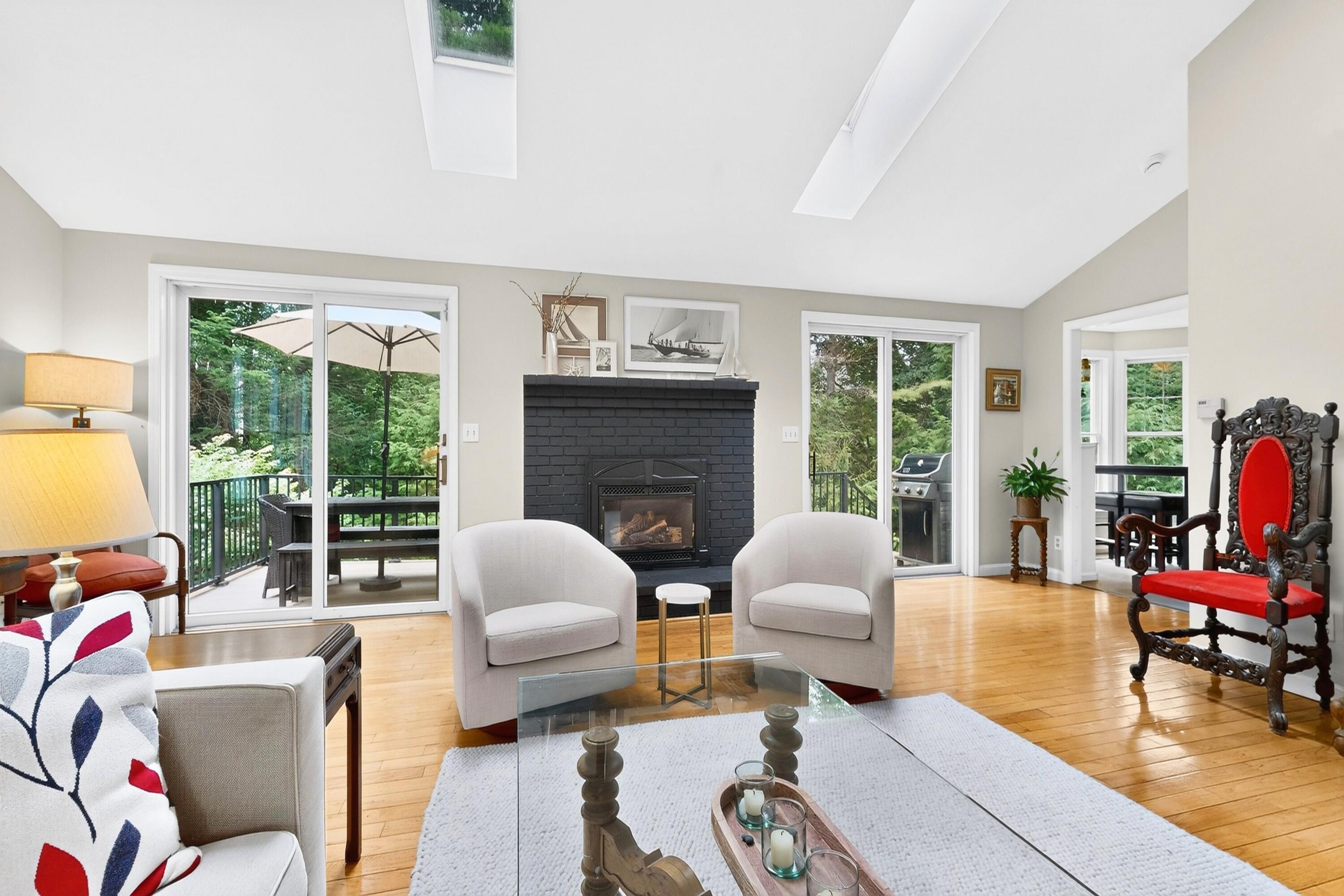 337 Oakwood Drive