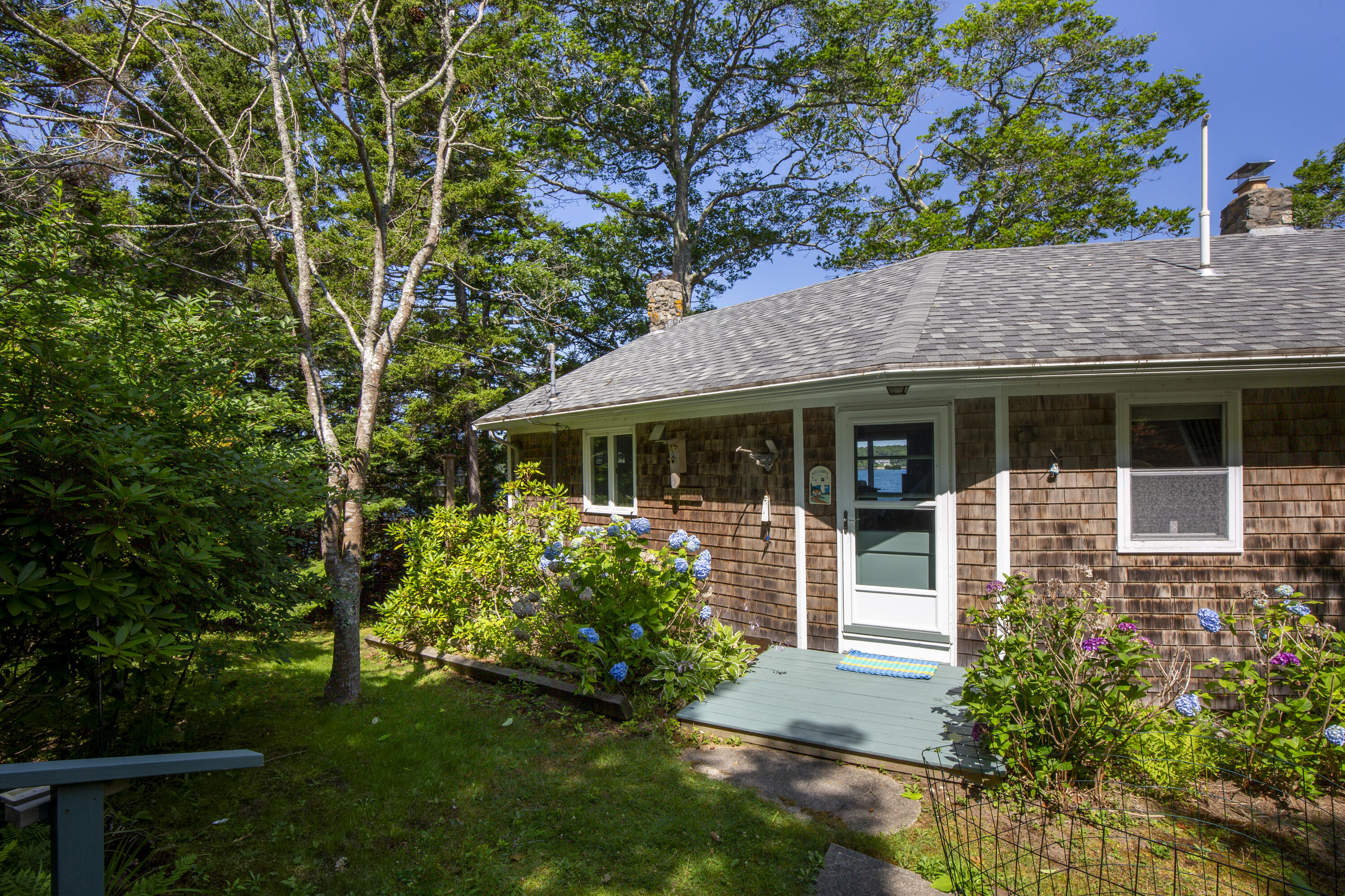 51 Roderick Road