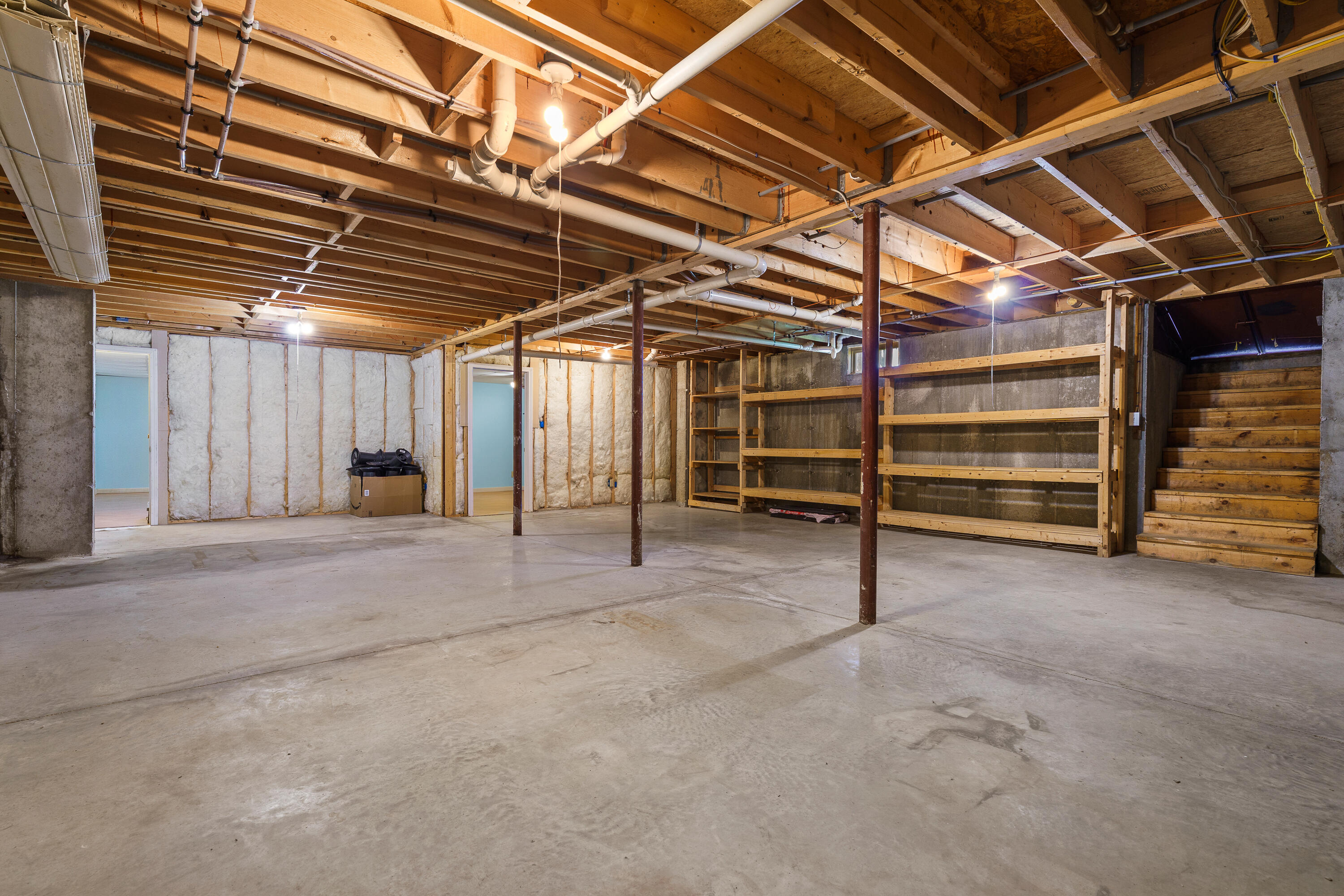 484 Woodside Road
