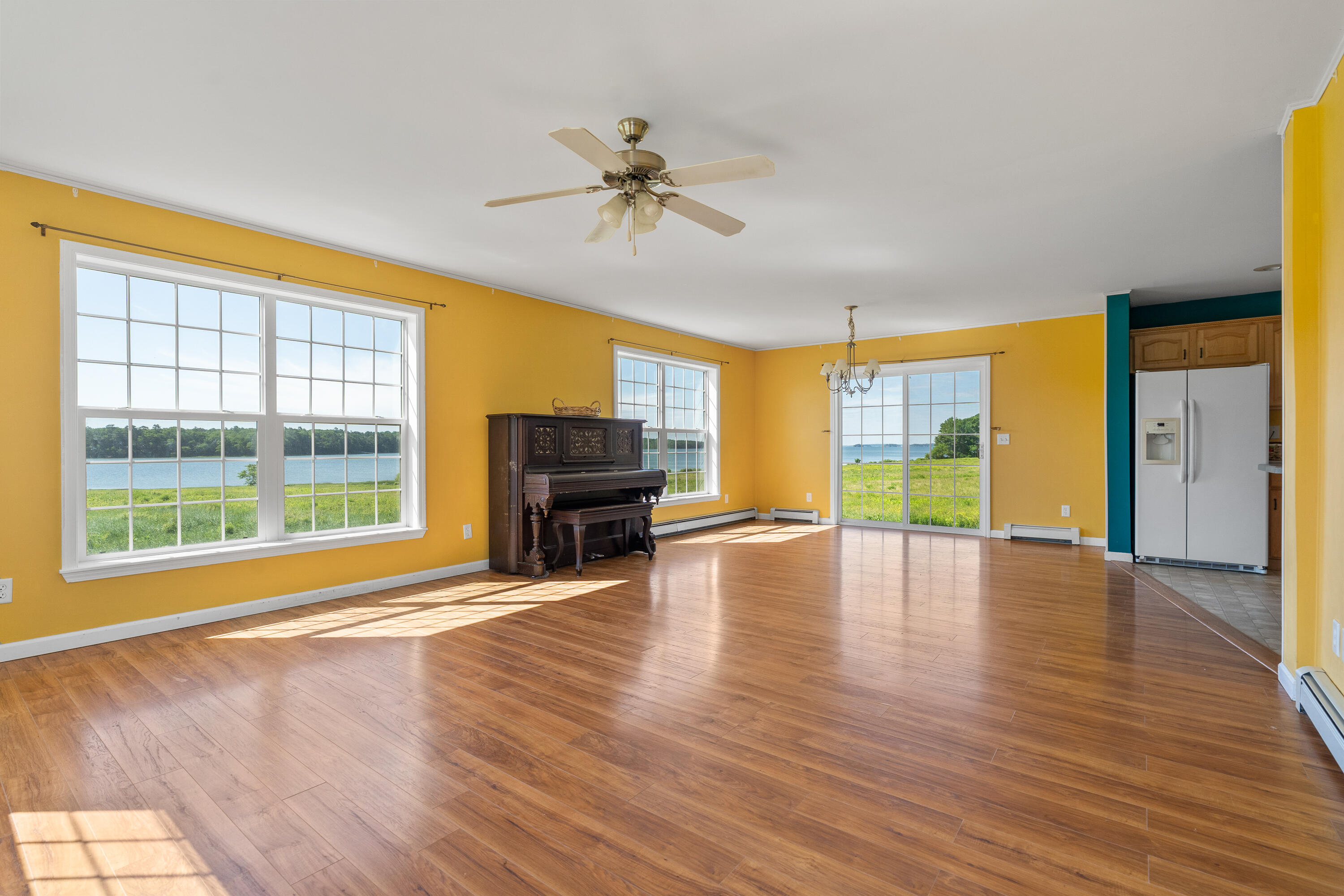 484 Woodside Road