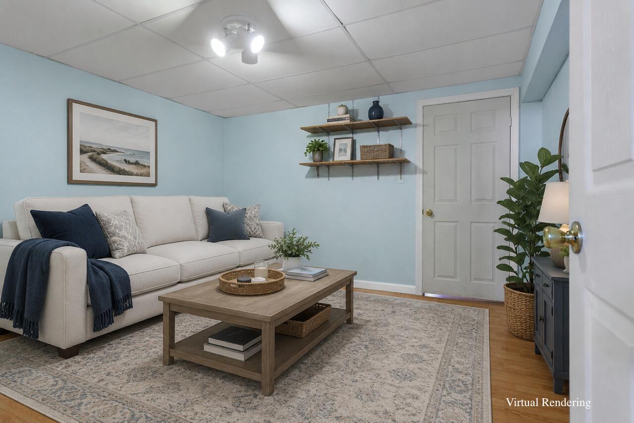 484 Woodside Road