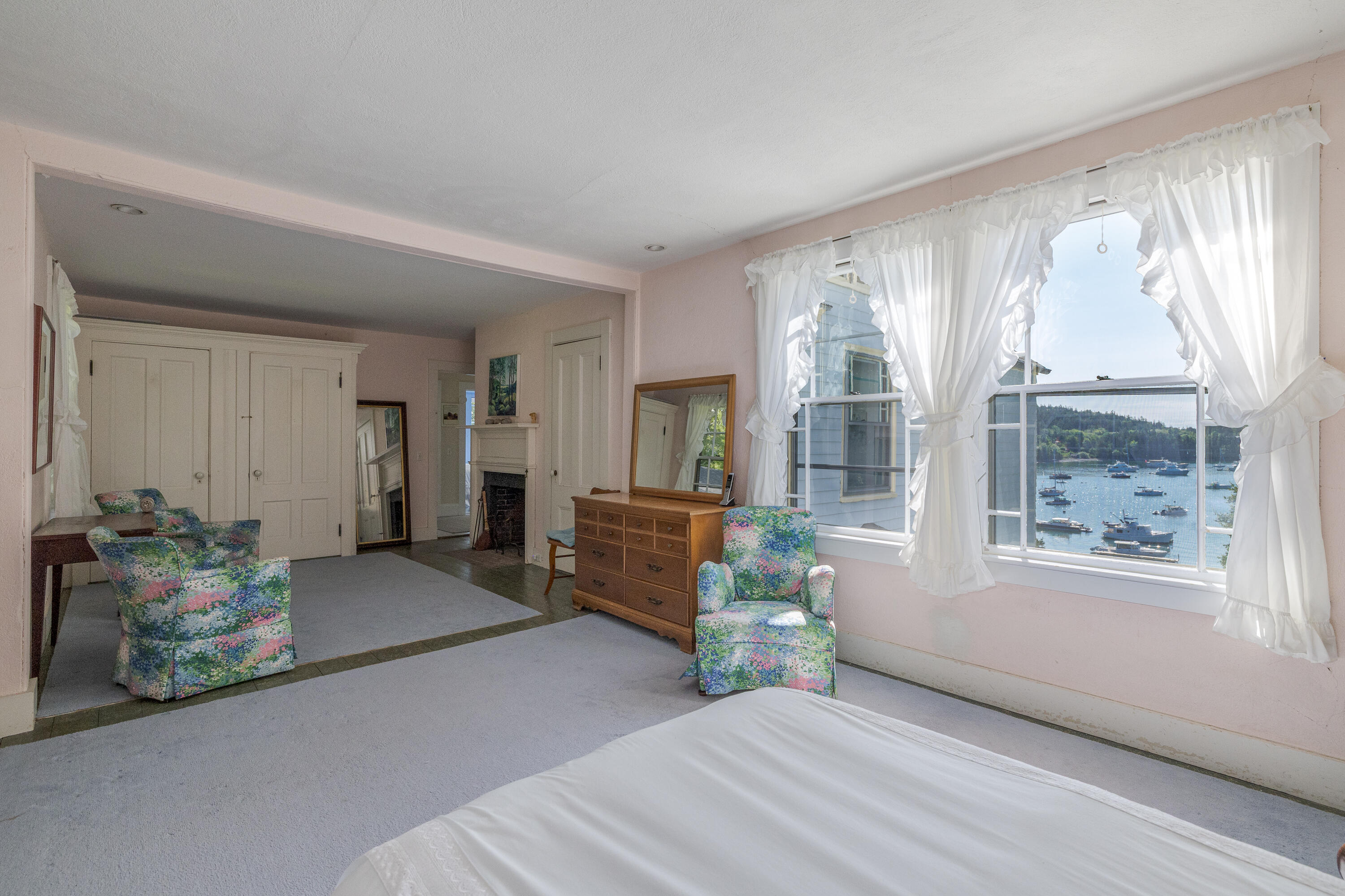 45 Harborside Road