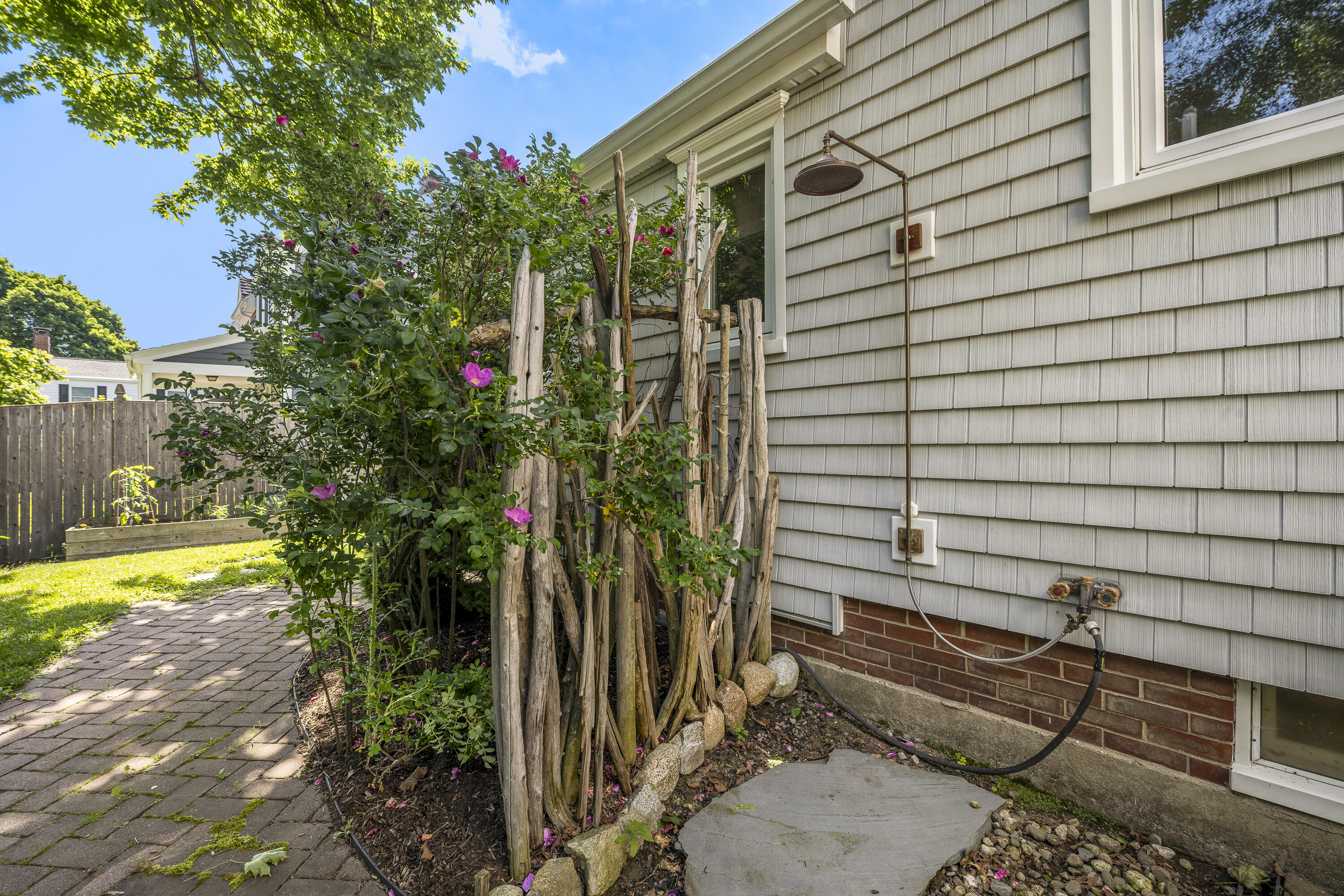 66 Parsons Road