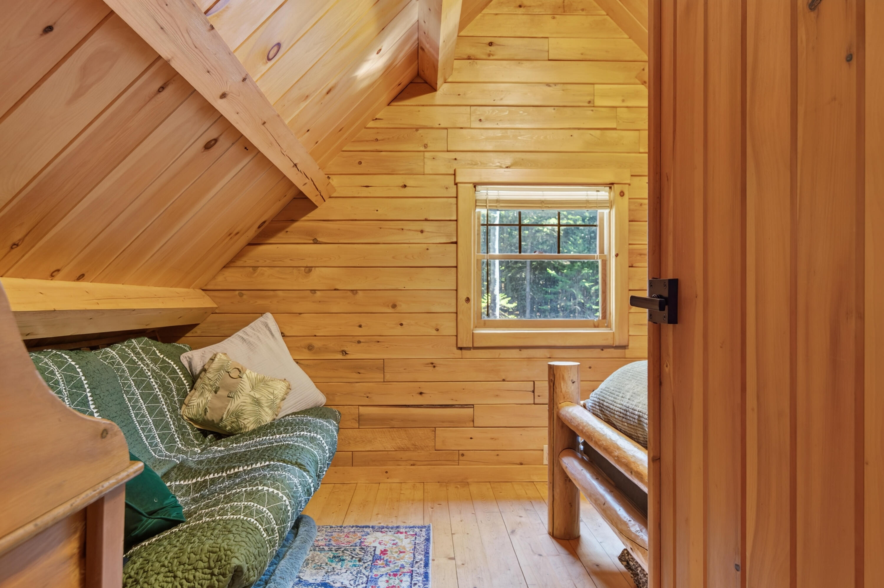 148 Small Point Road