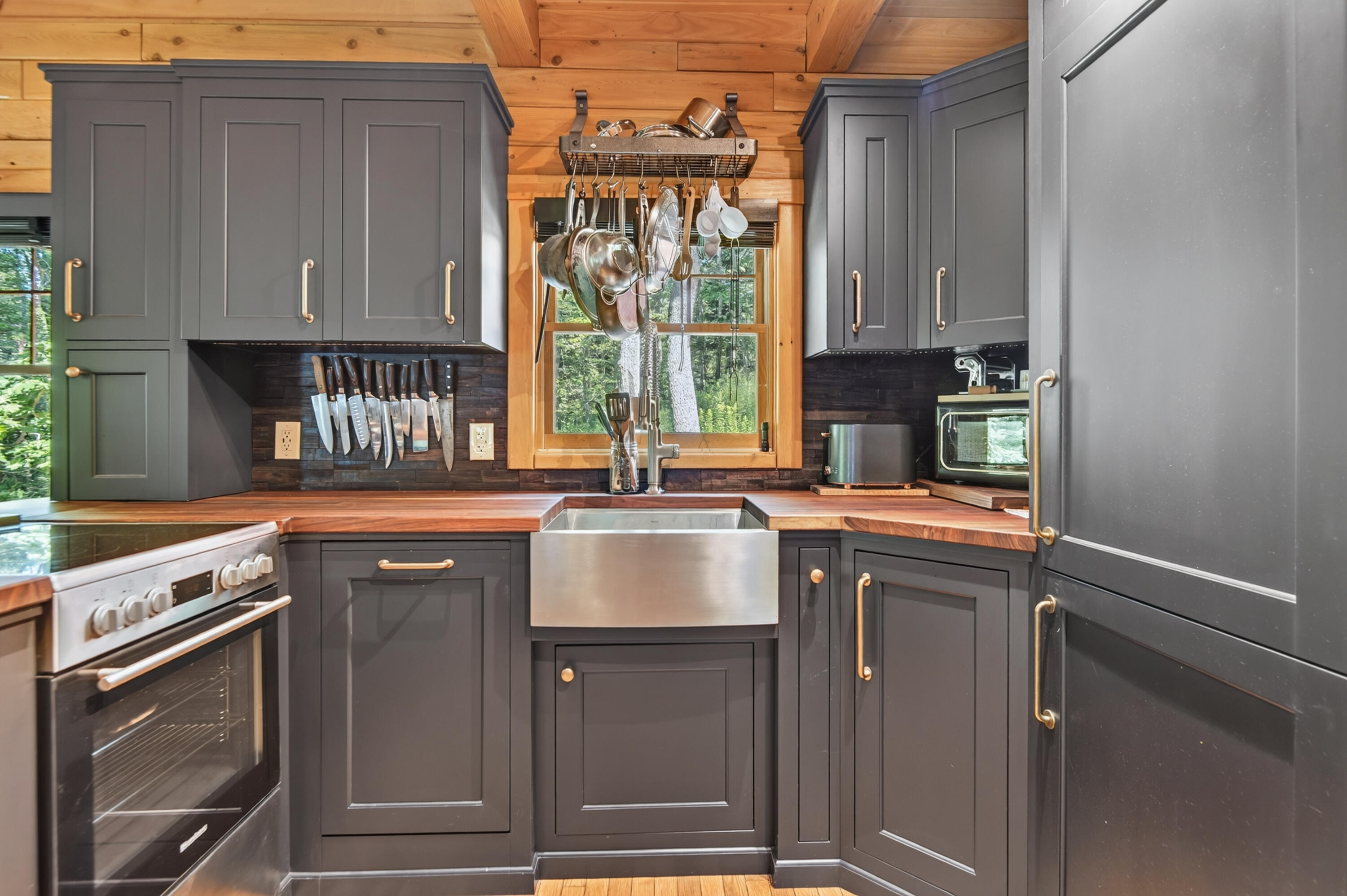 148 Small Point Road