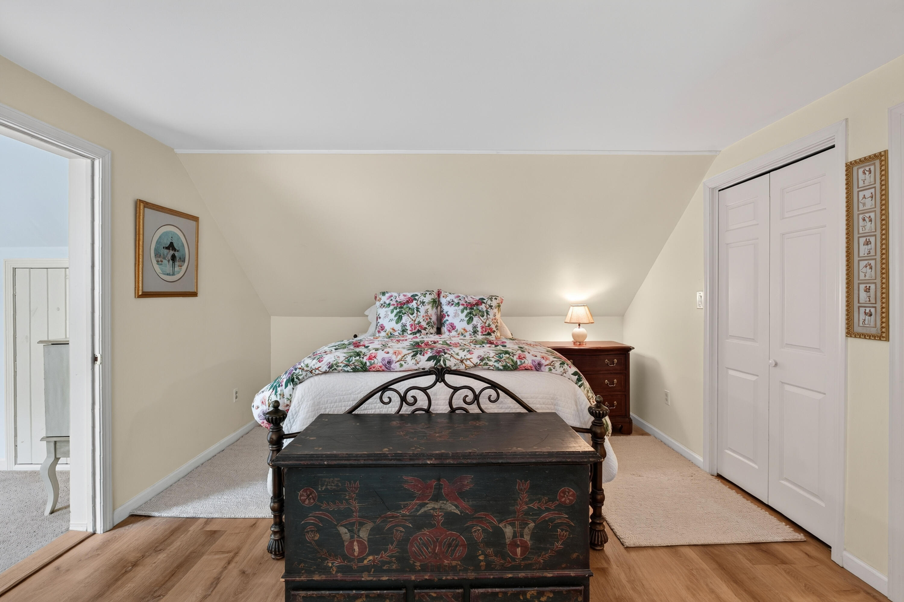 11 Greenbriar Way