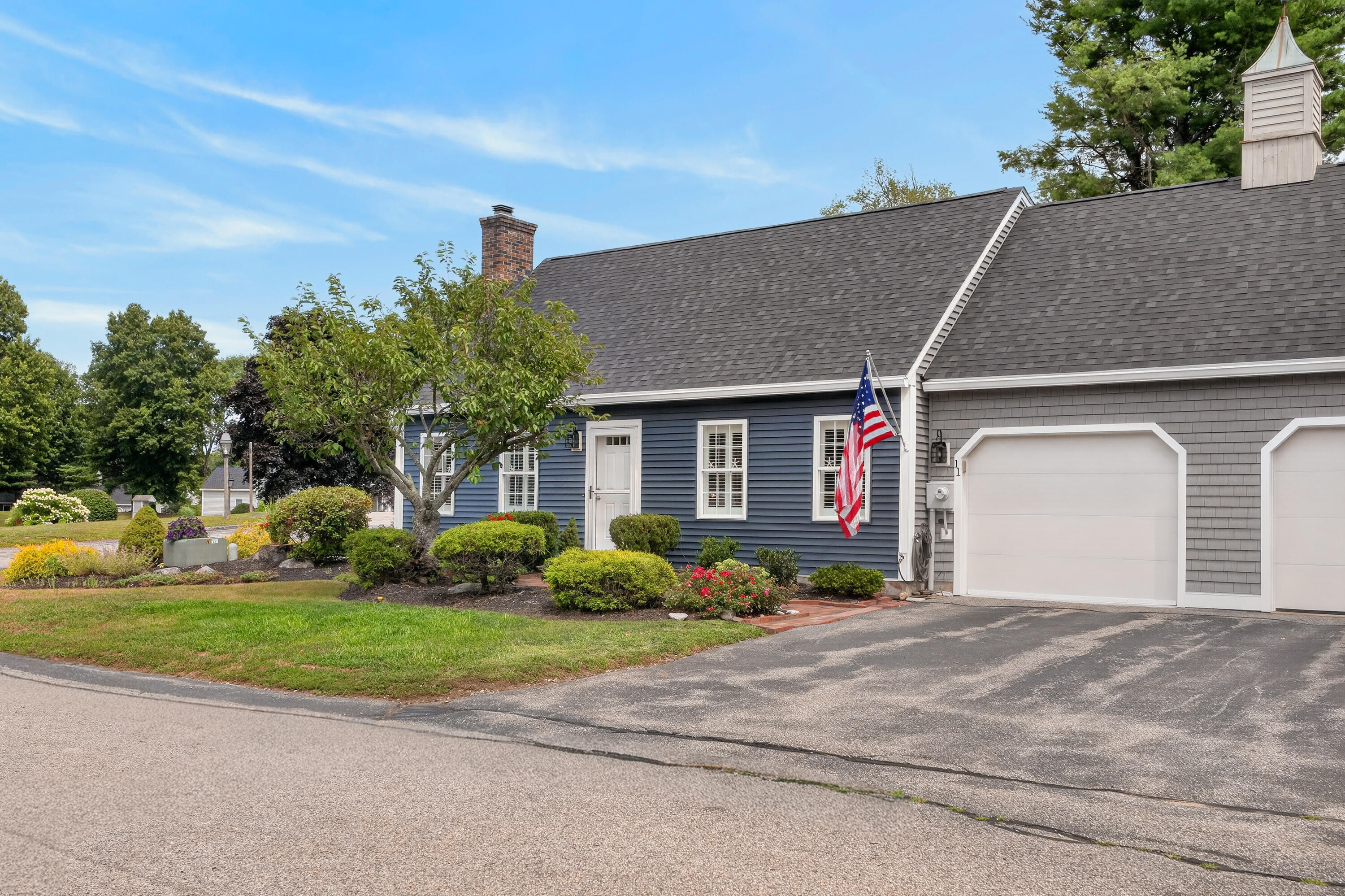 11 Greenbriar Way