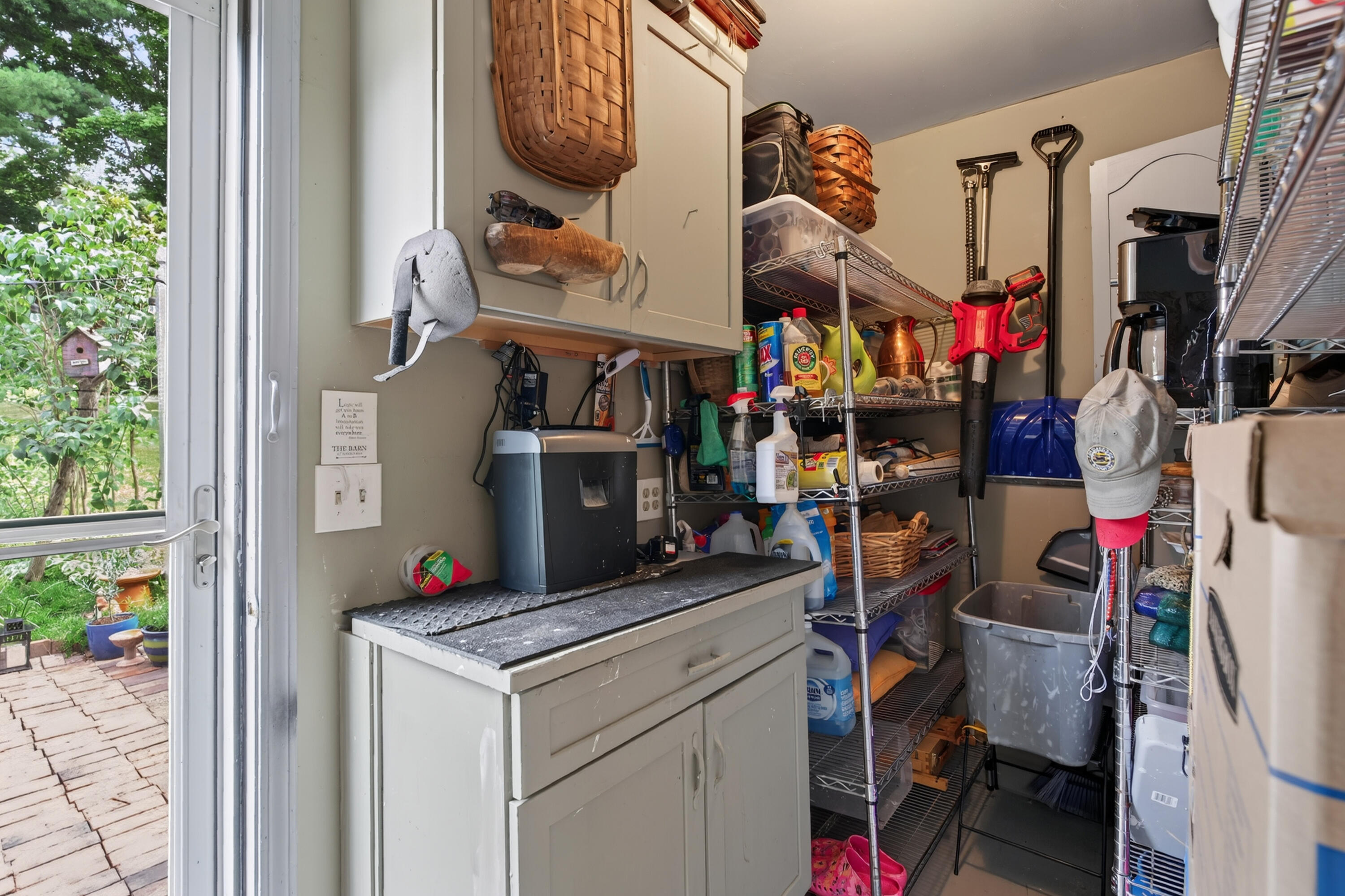 11 Greenbriar Way