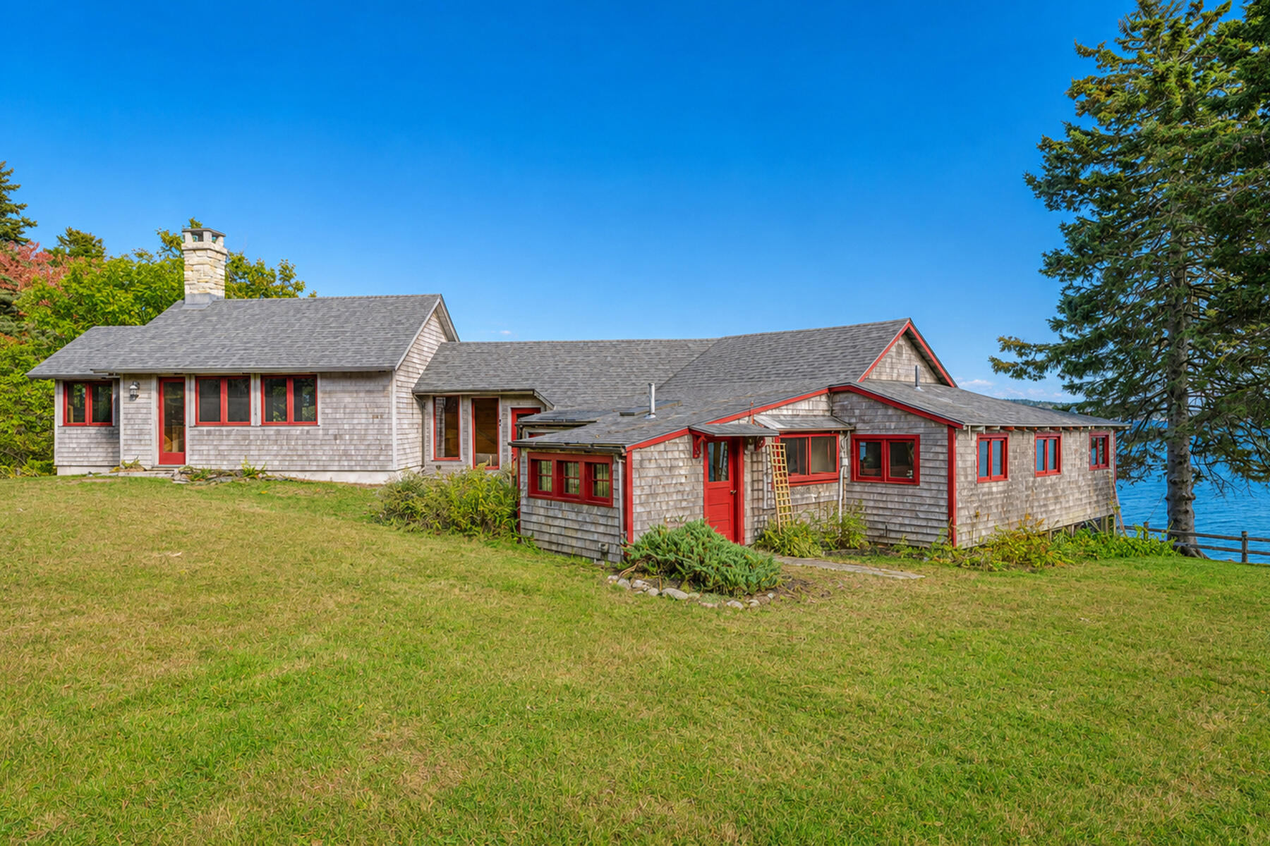 32 Lichen Lane