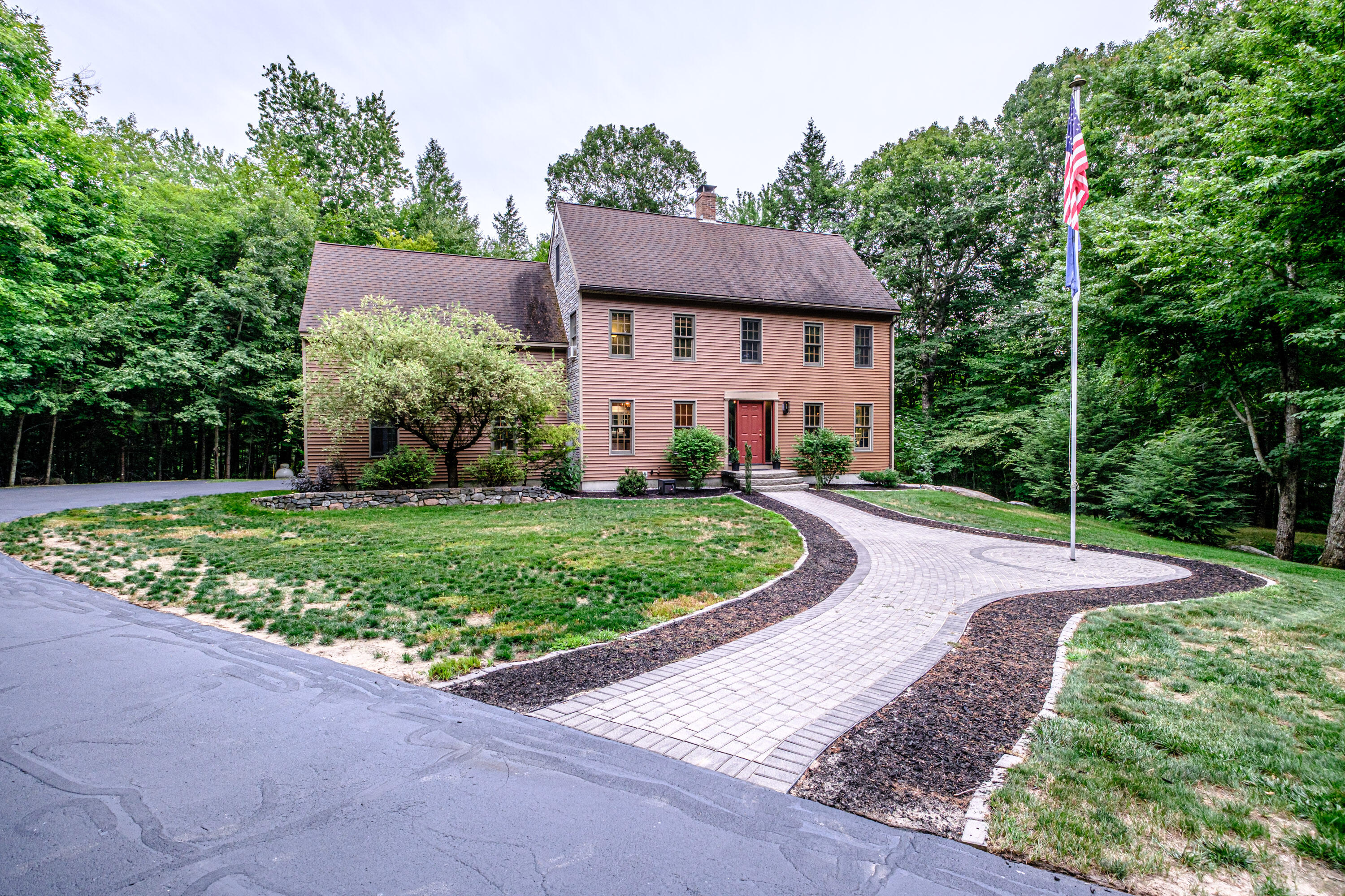 69 Woodland Shore Drive