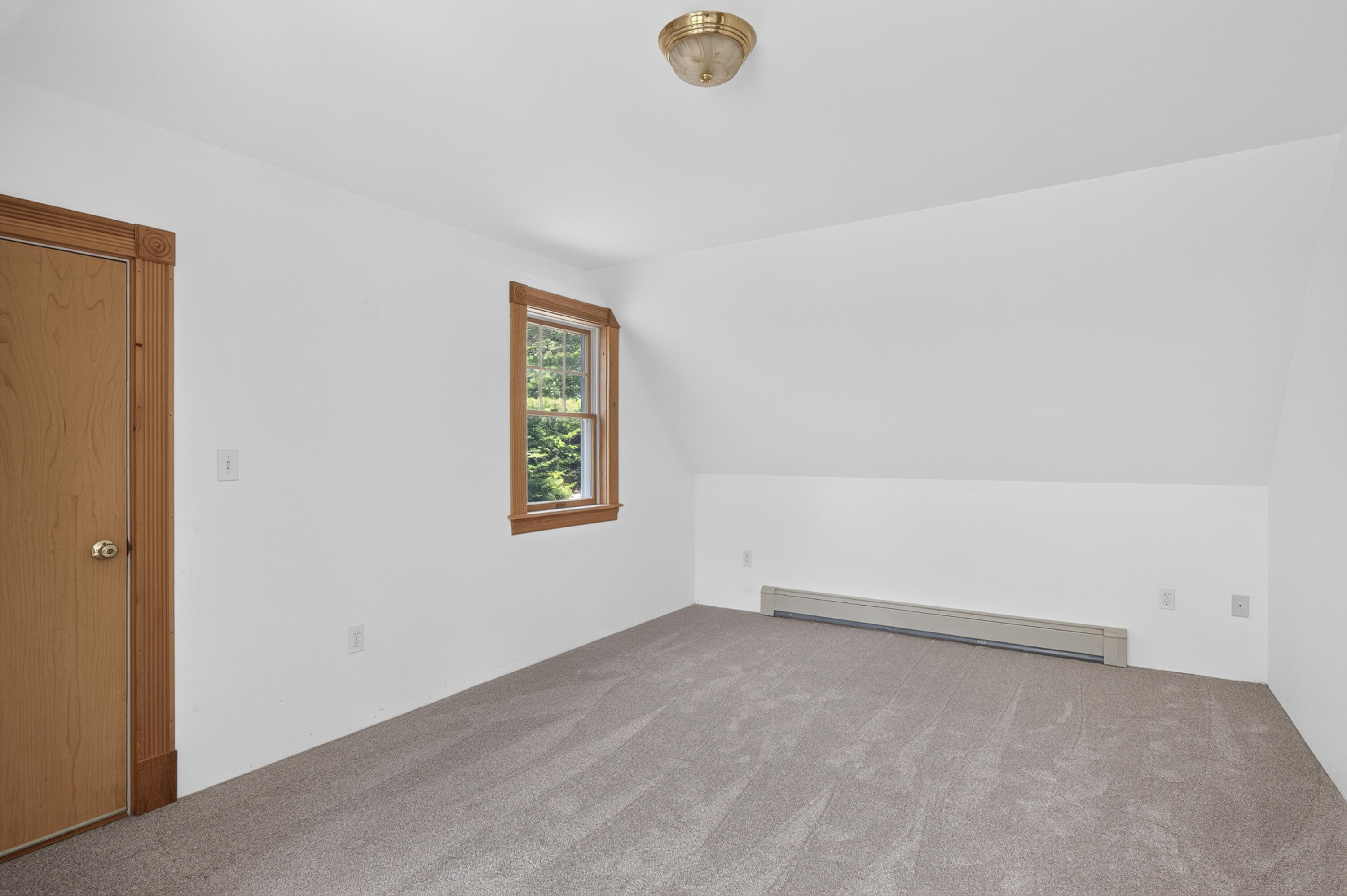 60 Harbour Hill Drive