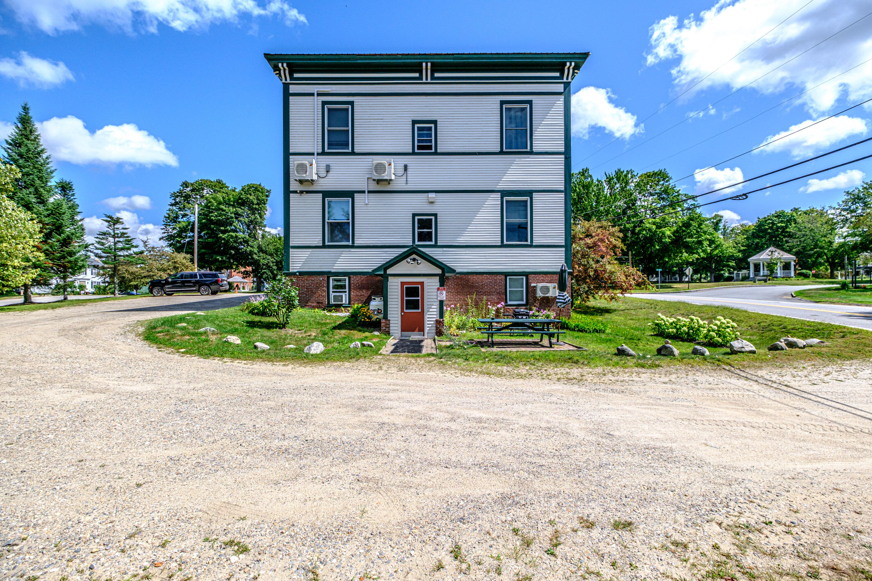 15 Mill Hill Road 1
