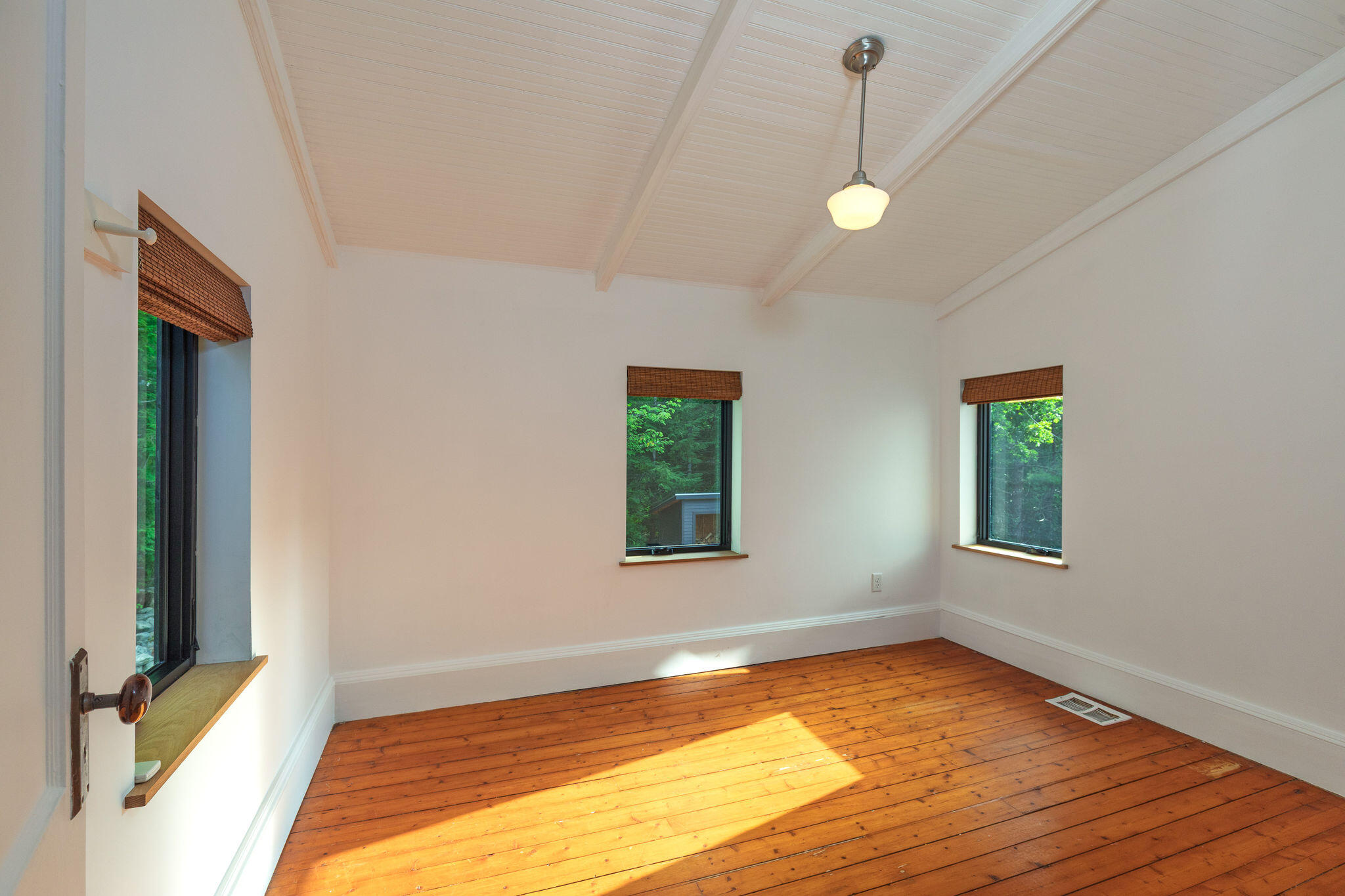 13 Lawrence Road