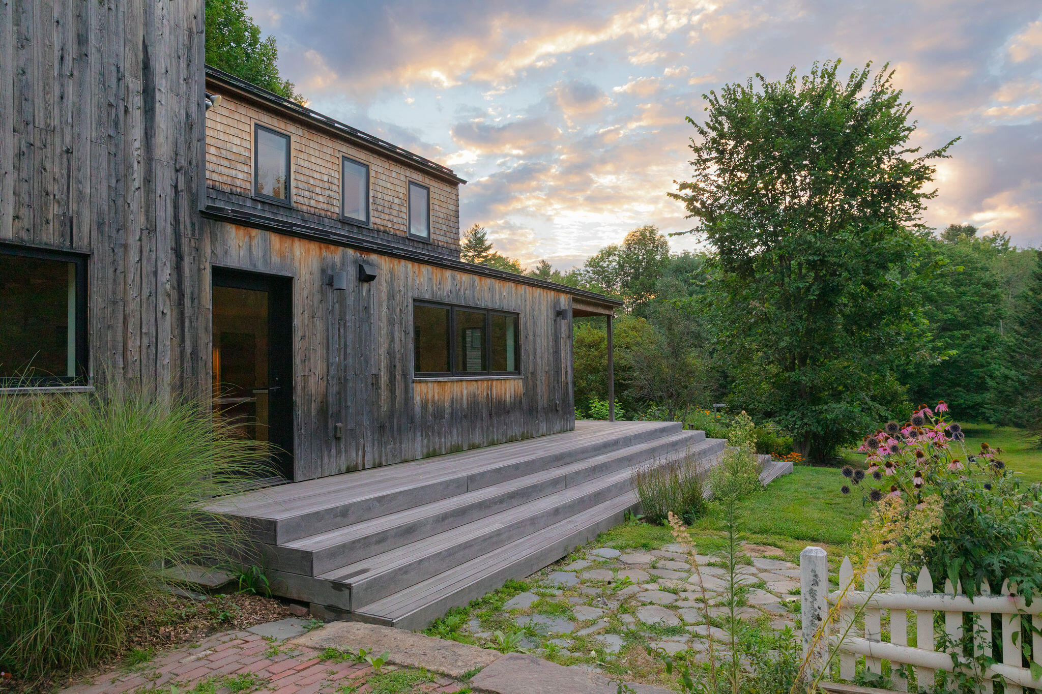 13 Lawrence Road