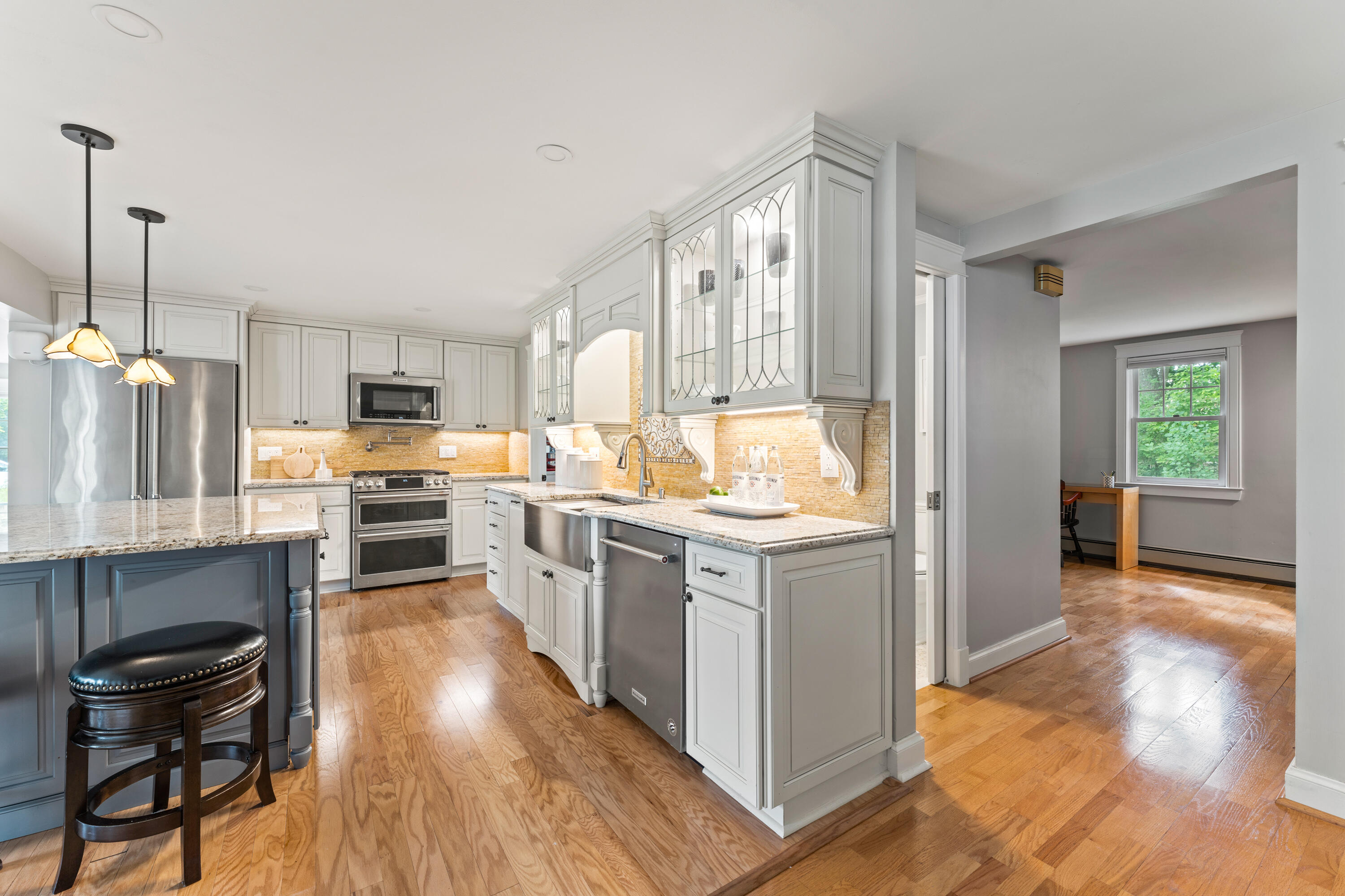 894 Princes Point Road