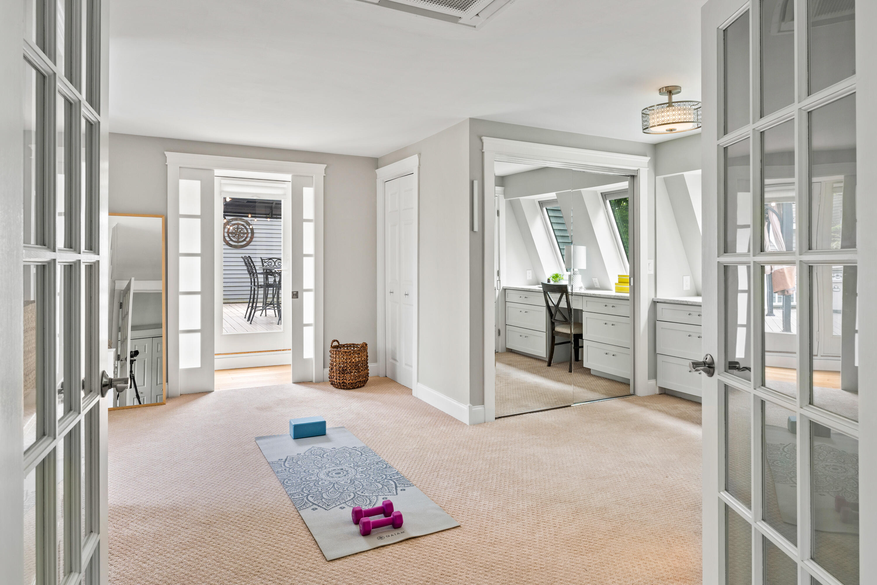 894 Princes Point Road