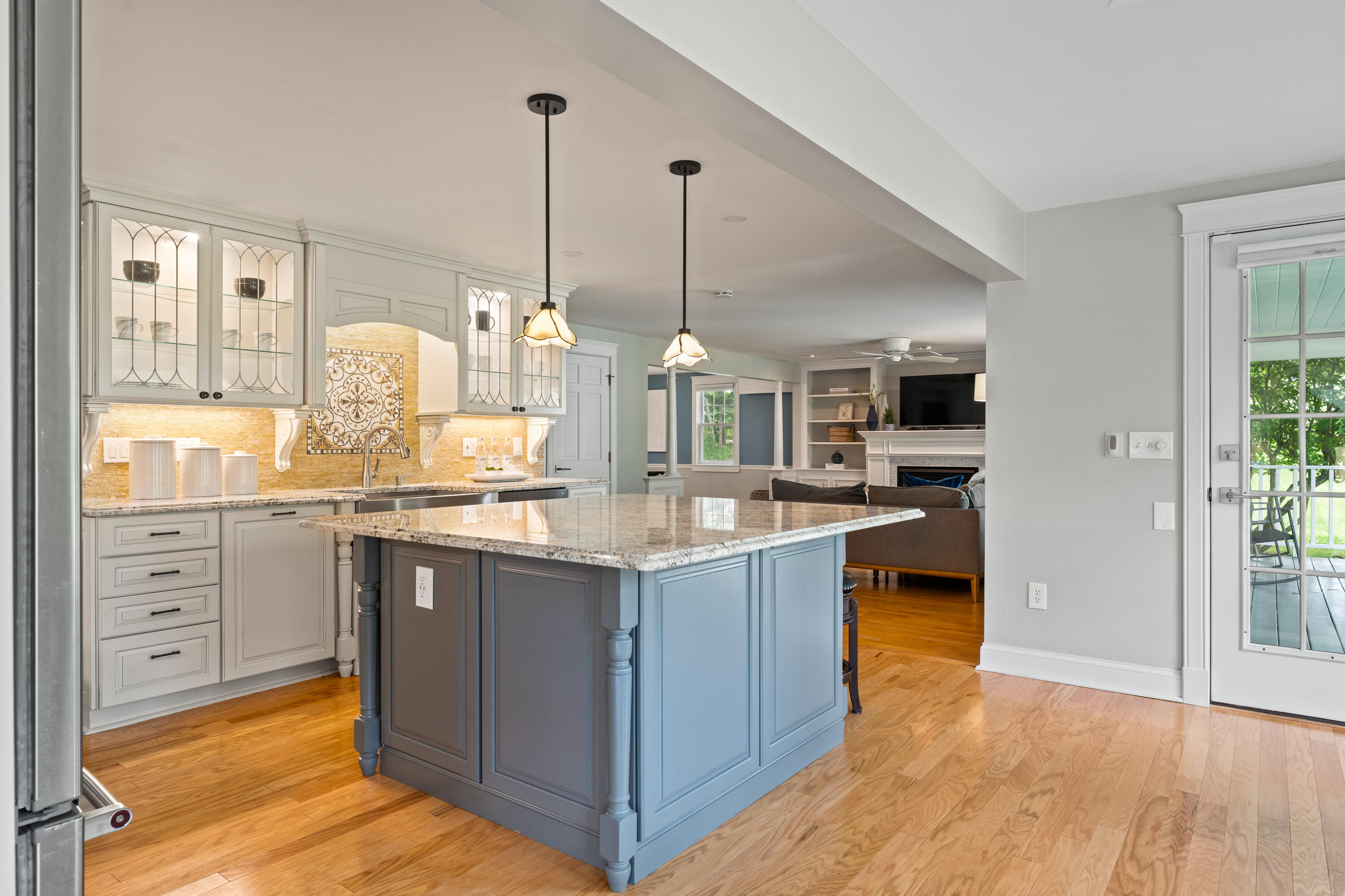 894 Princes Point Road
