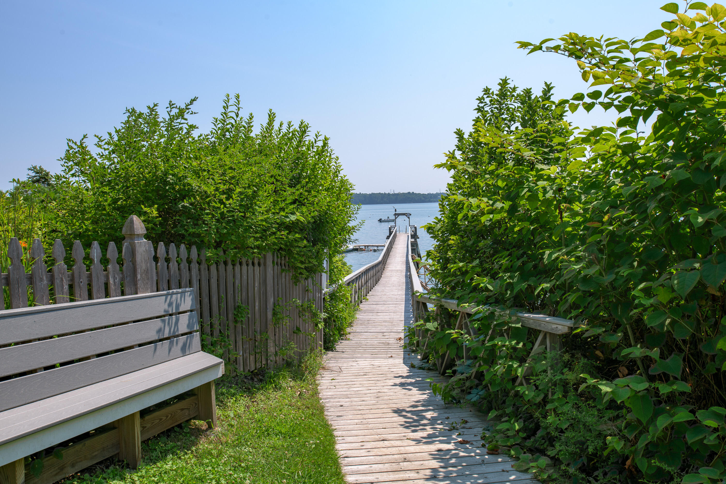 894 Princes Point Road