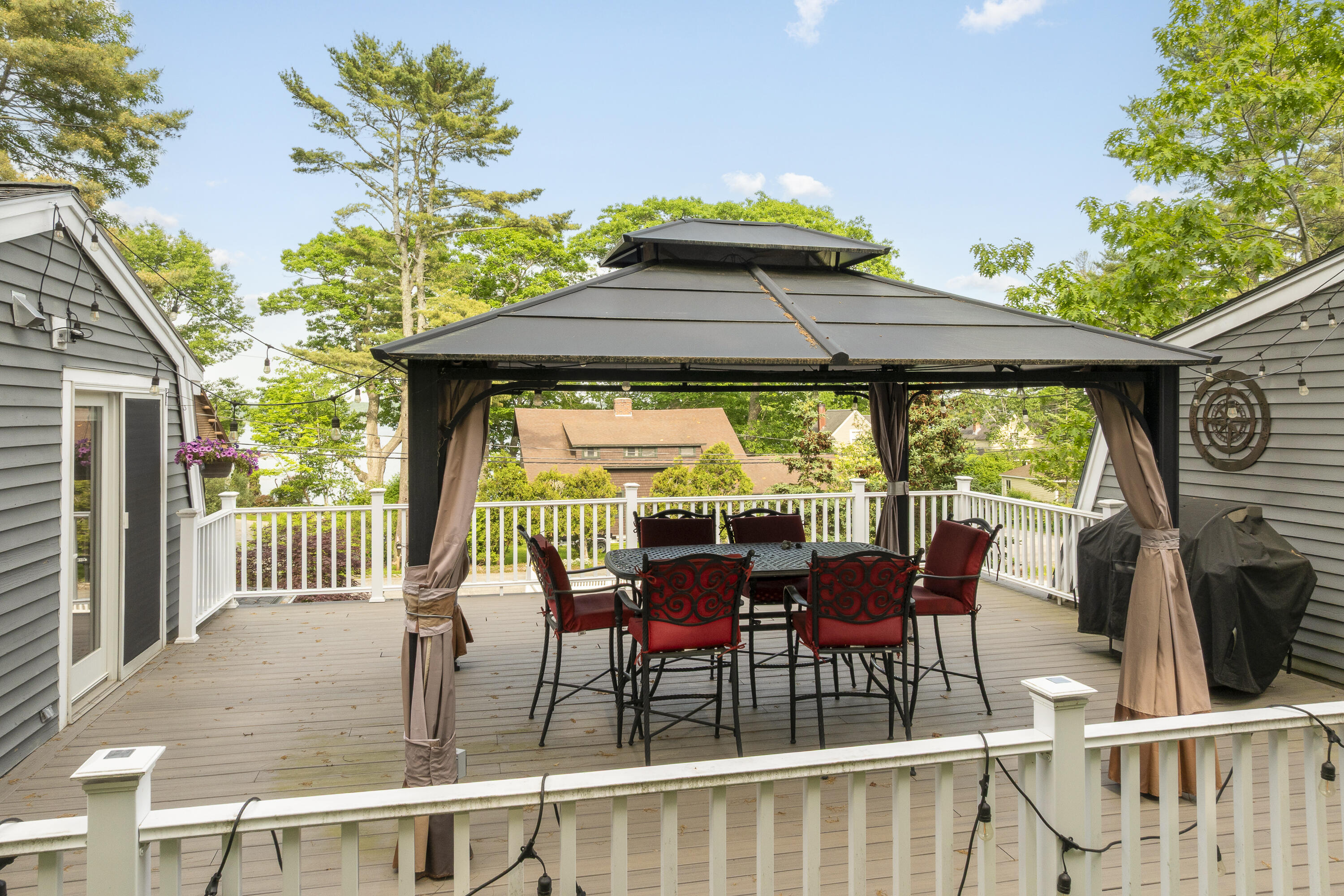 894 Princes Point Road