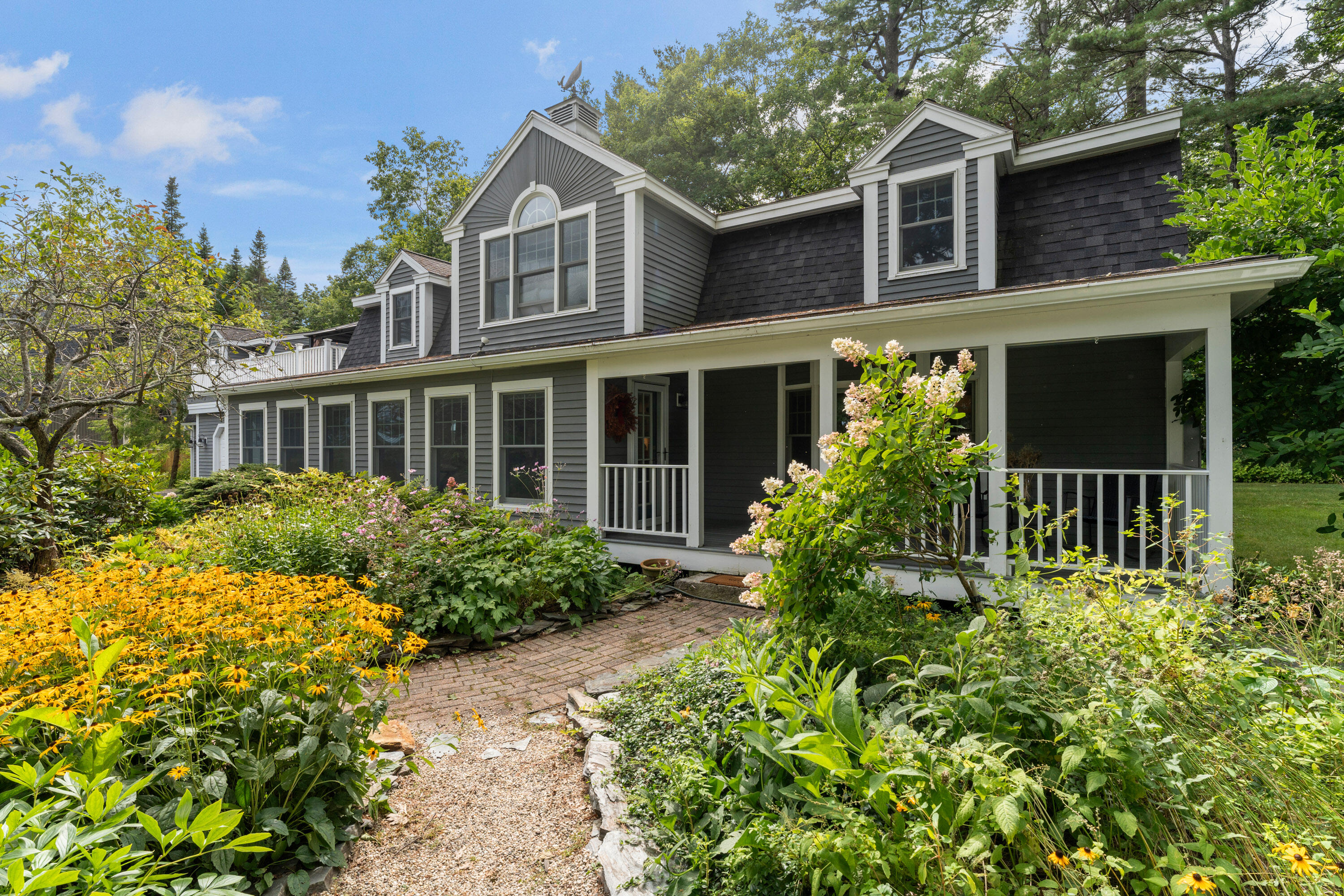 894 Princes Point Road