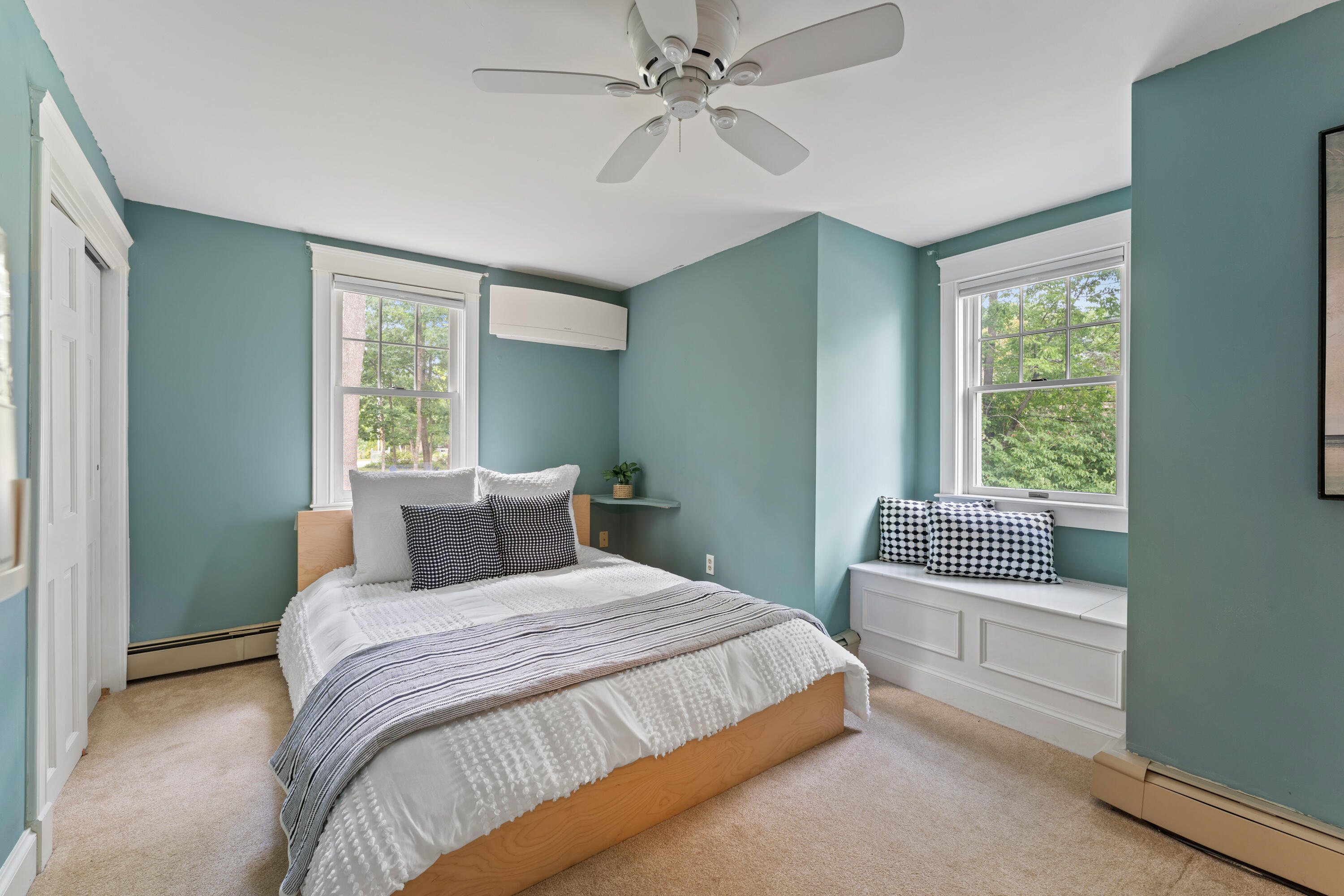 894 Princes Point Road