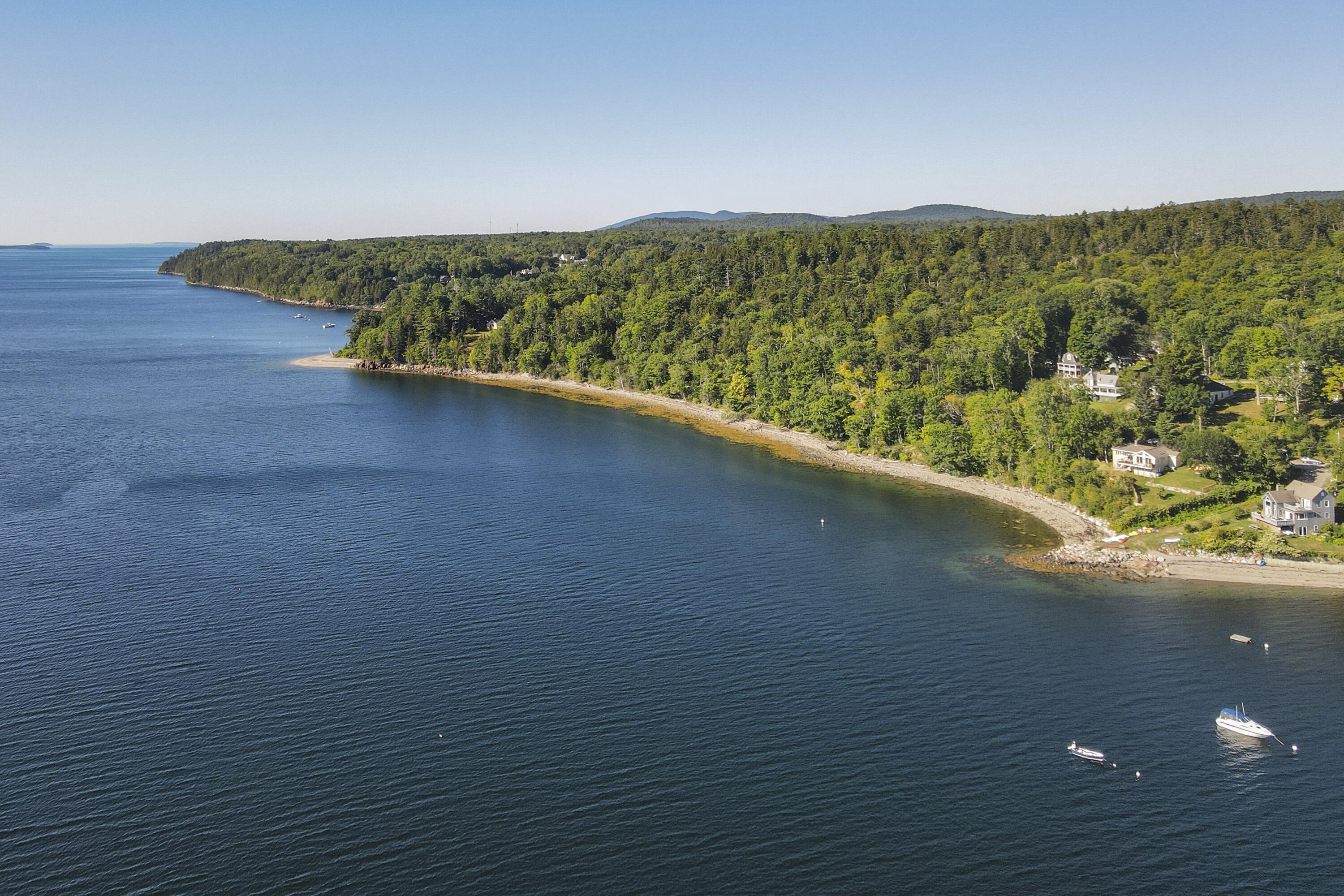 220 Shore Road