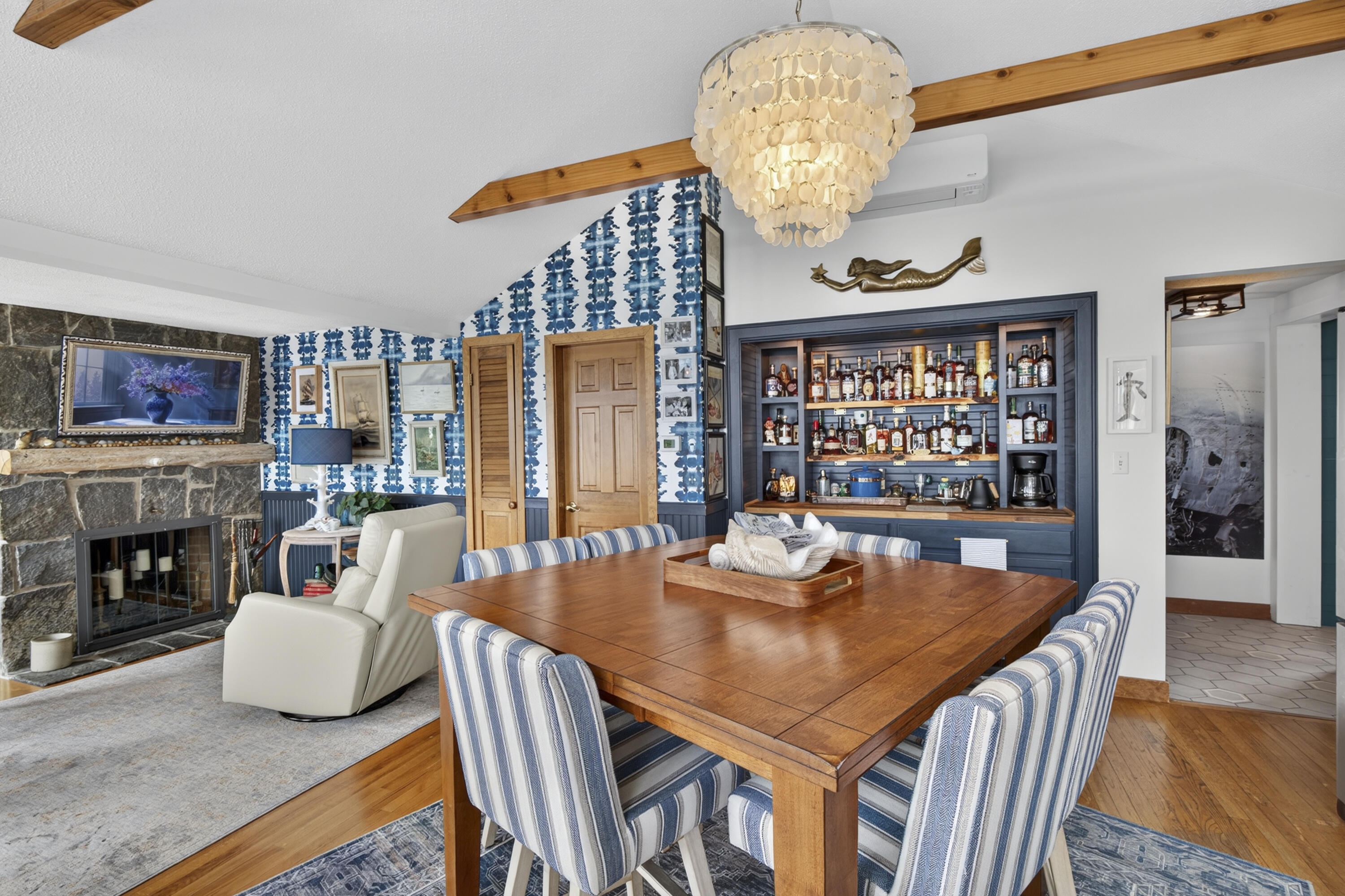 220 Shore Road