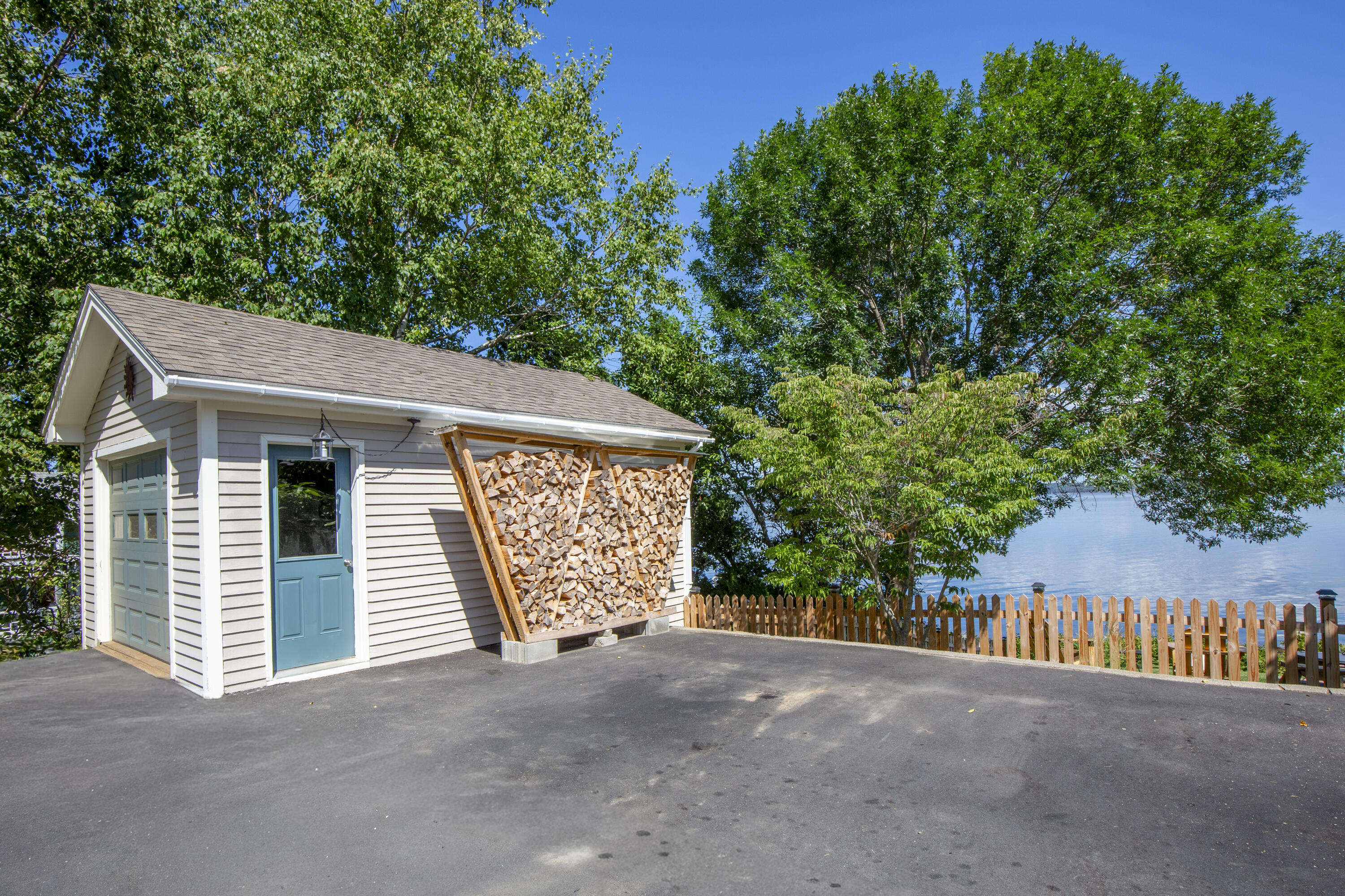 220 Shore Road