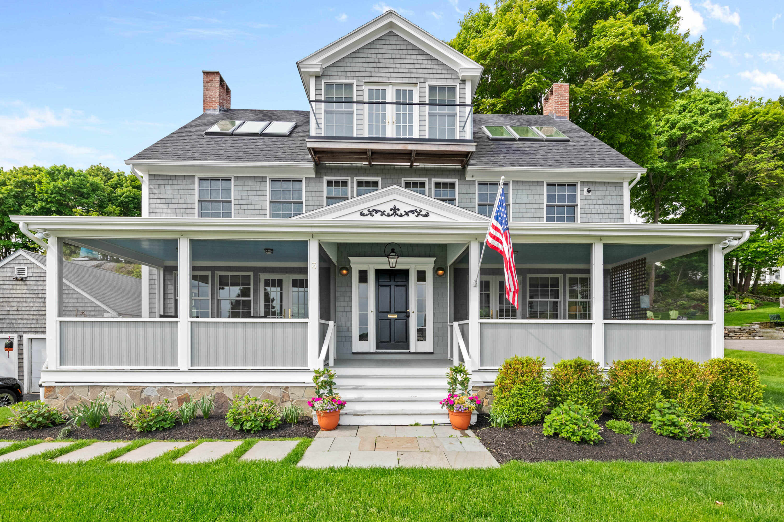 3 Garden Circle