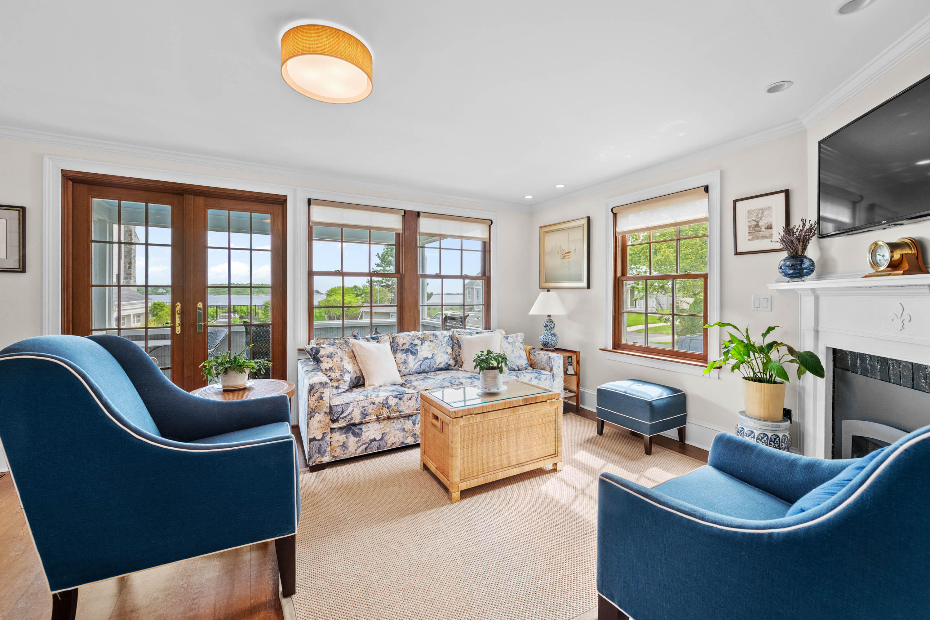 3 Garden Circle