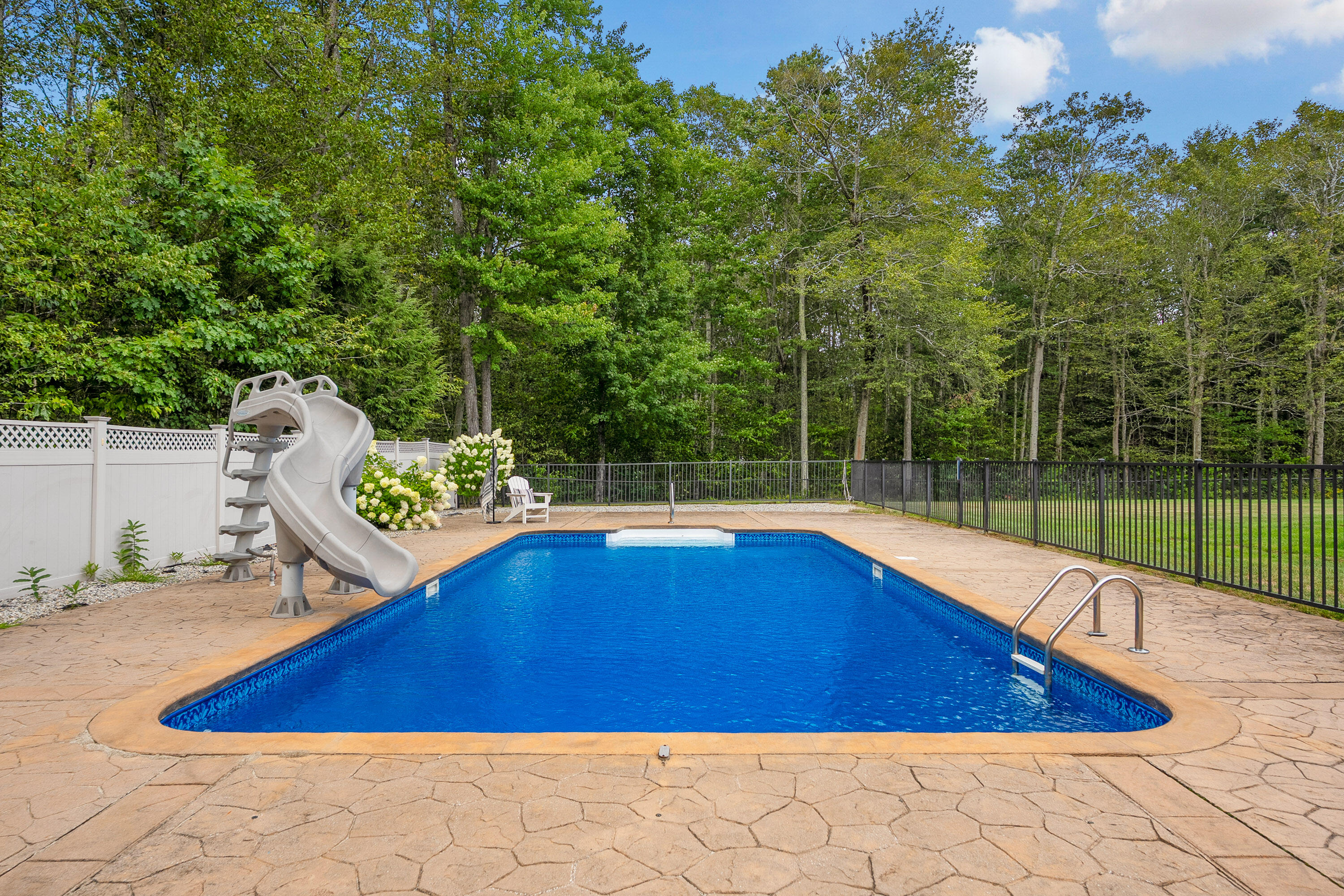 61 Rose Drive